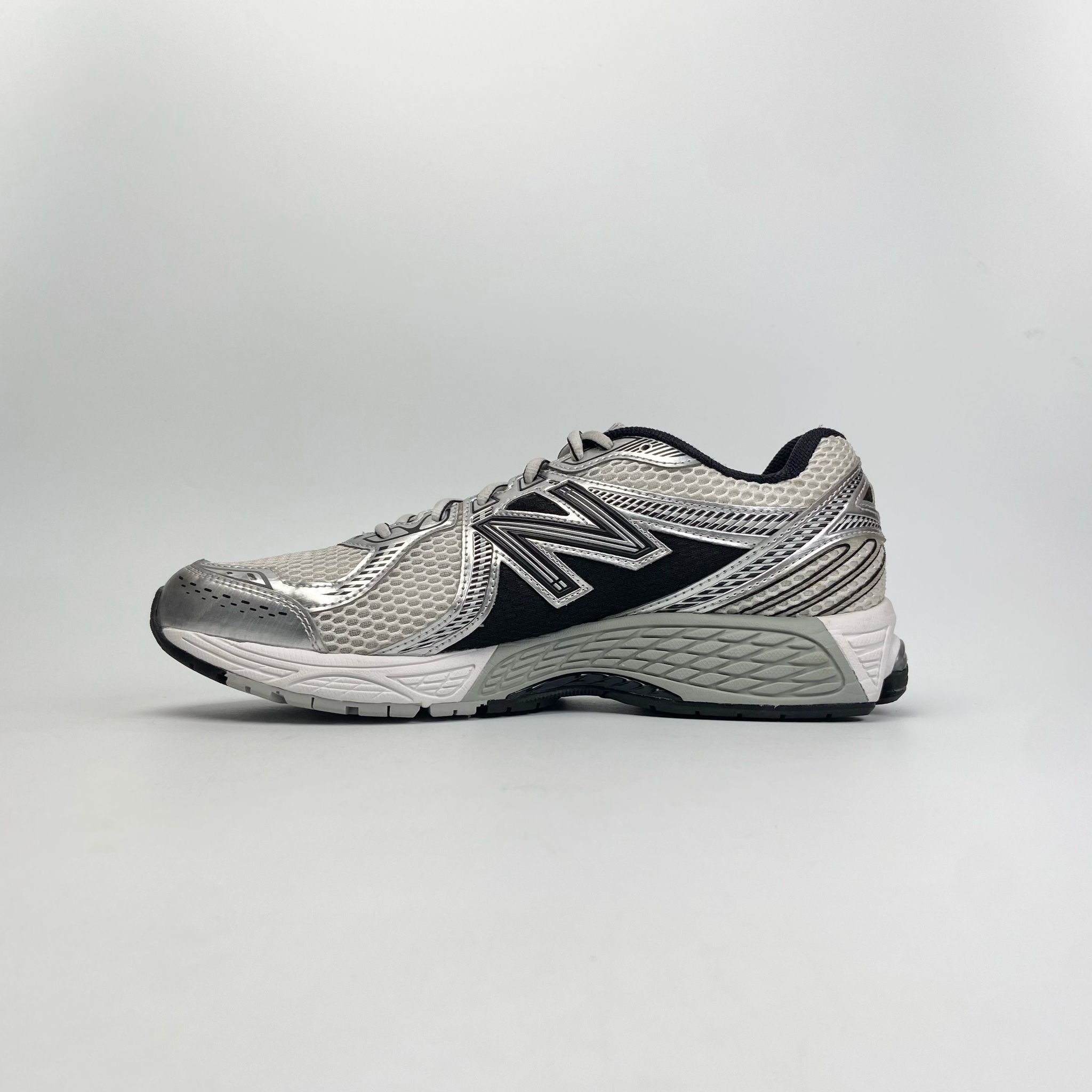 NEW BALANCE 860 D WHITE BLACK ML860XD