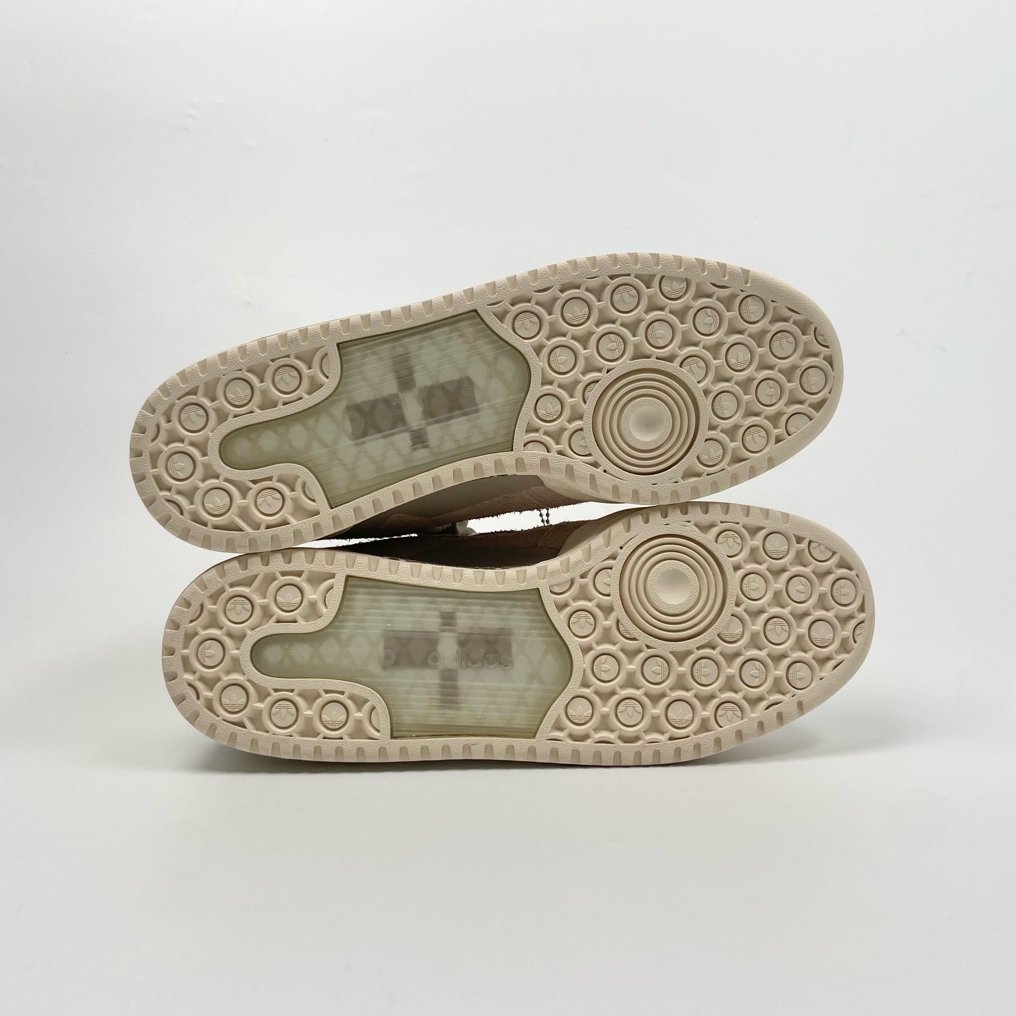 ADIDAS ORIGINALS FORUM 84 LOW X FOSS TAUPE BEIGE IE0026