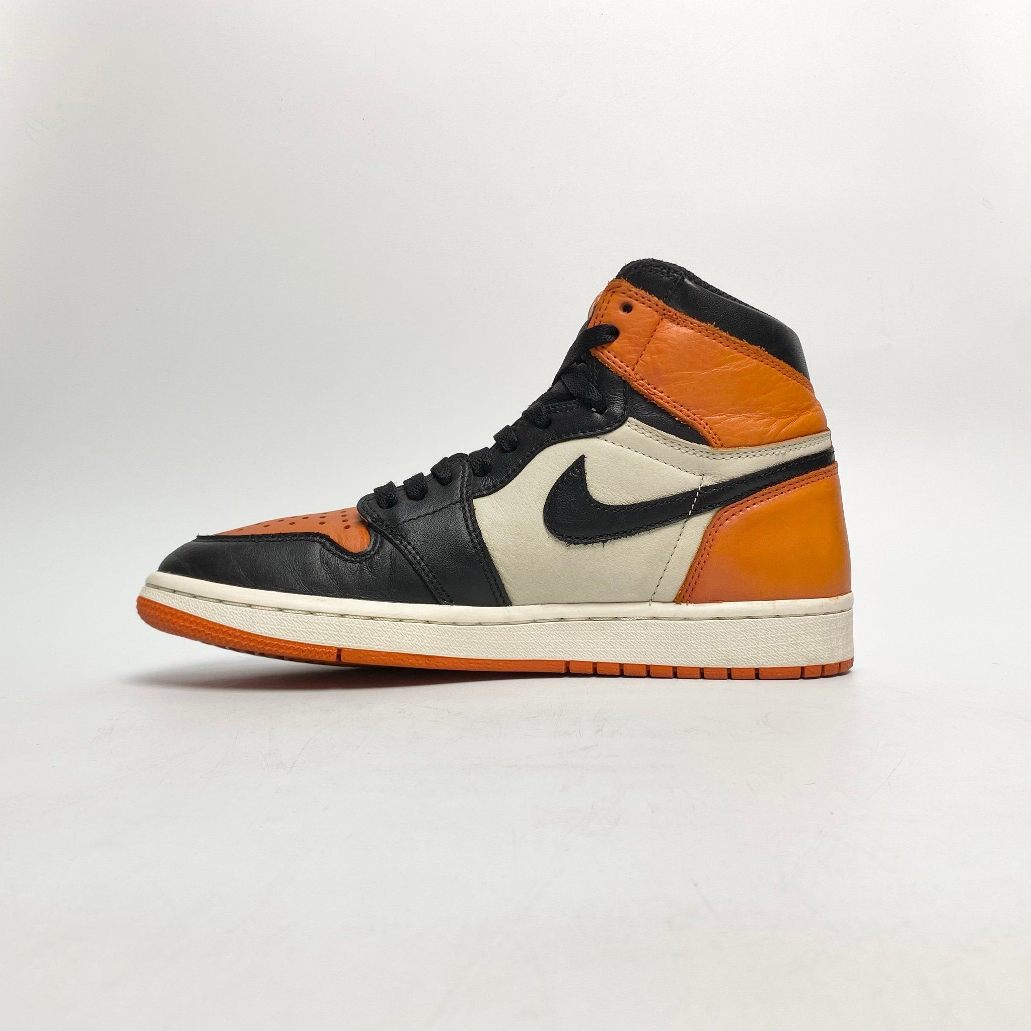 NIKE AIR JORDAN 1 RETRO SHATTERED BACKBOARD 555088-005