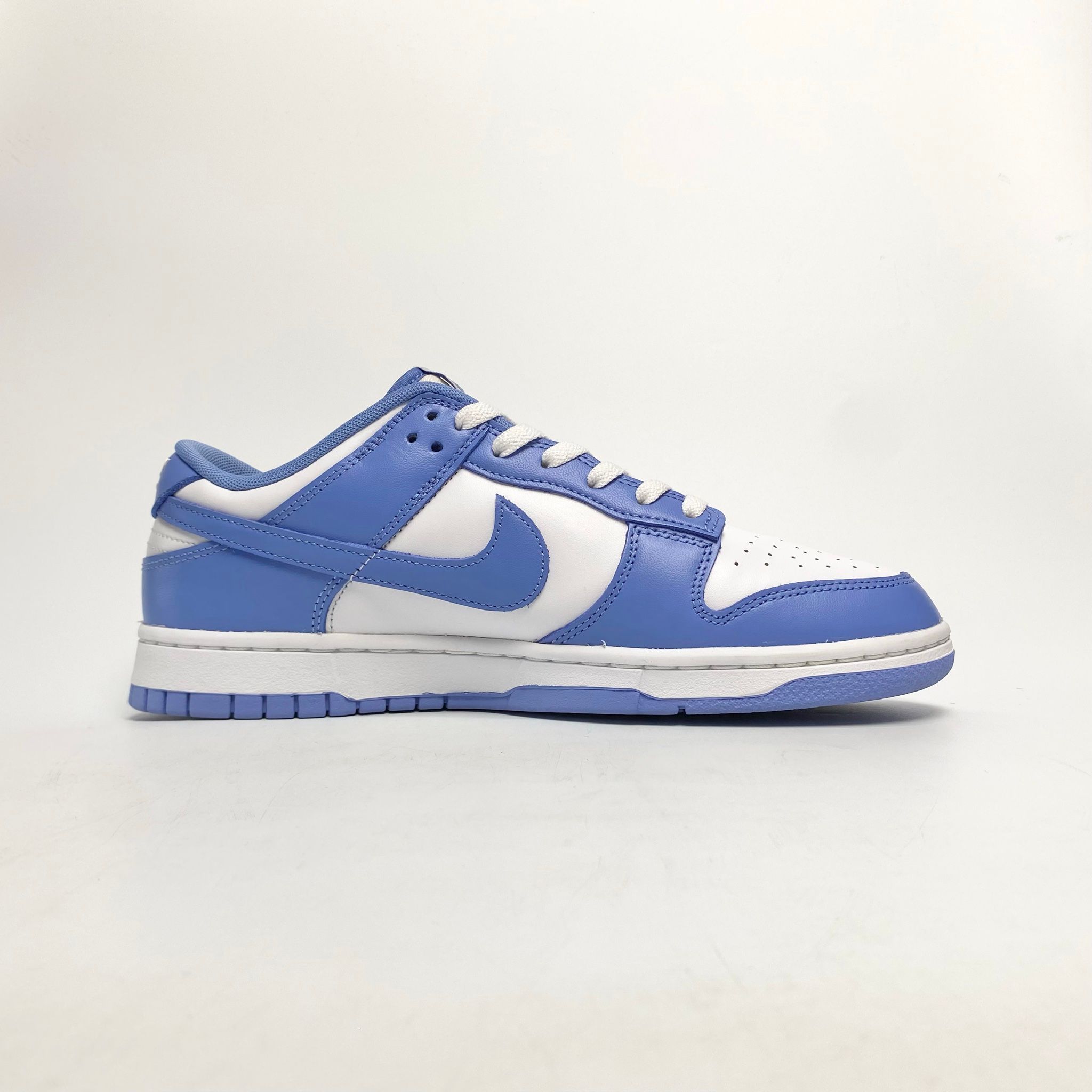 NIKE DUNK LOW RETRO WHITE POLAR BLUE DV0833-400