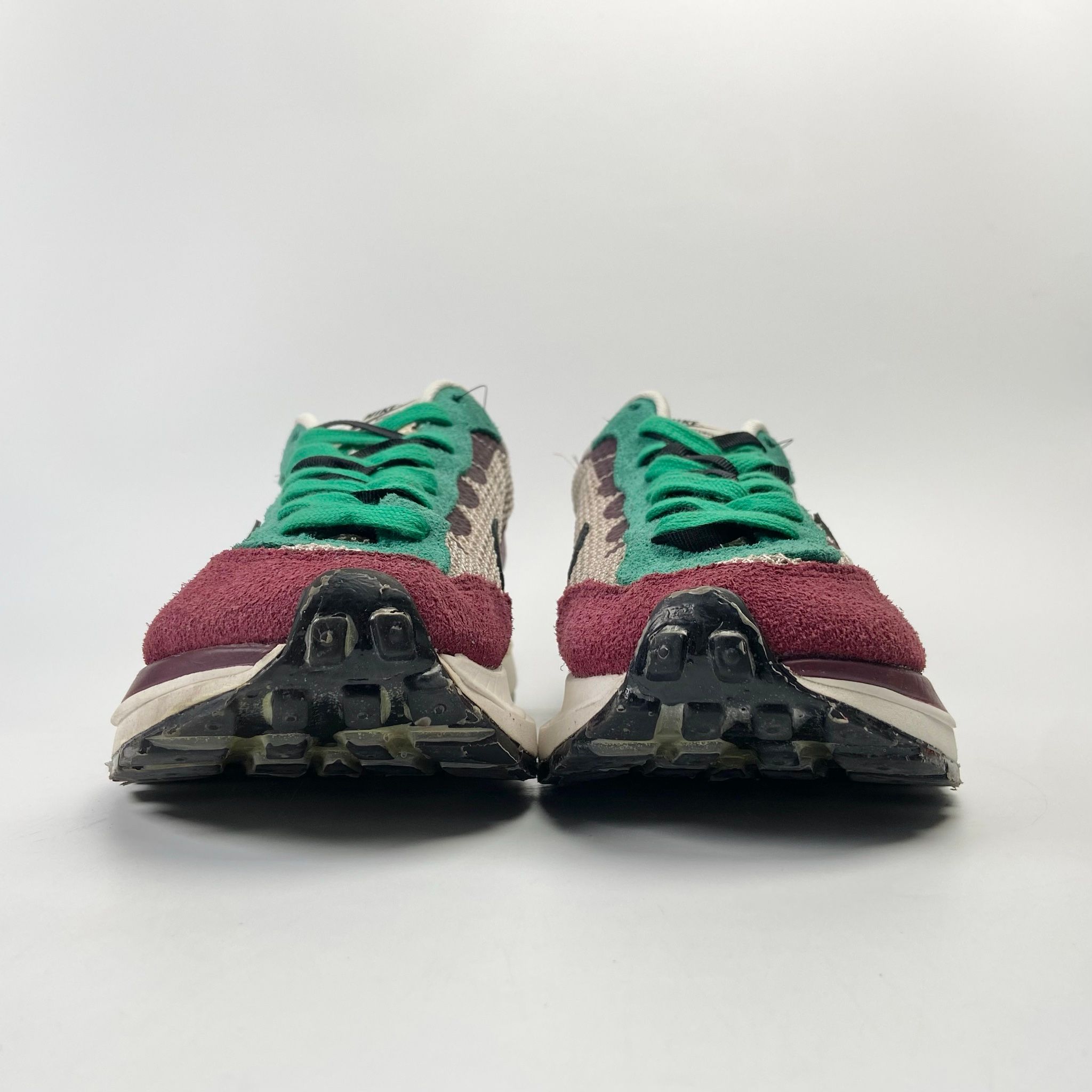 NIKE SACAI X VAPORWAFFLE SP VILLAIN RED DD3035-200