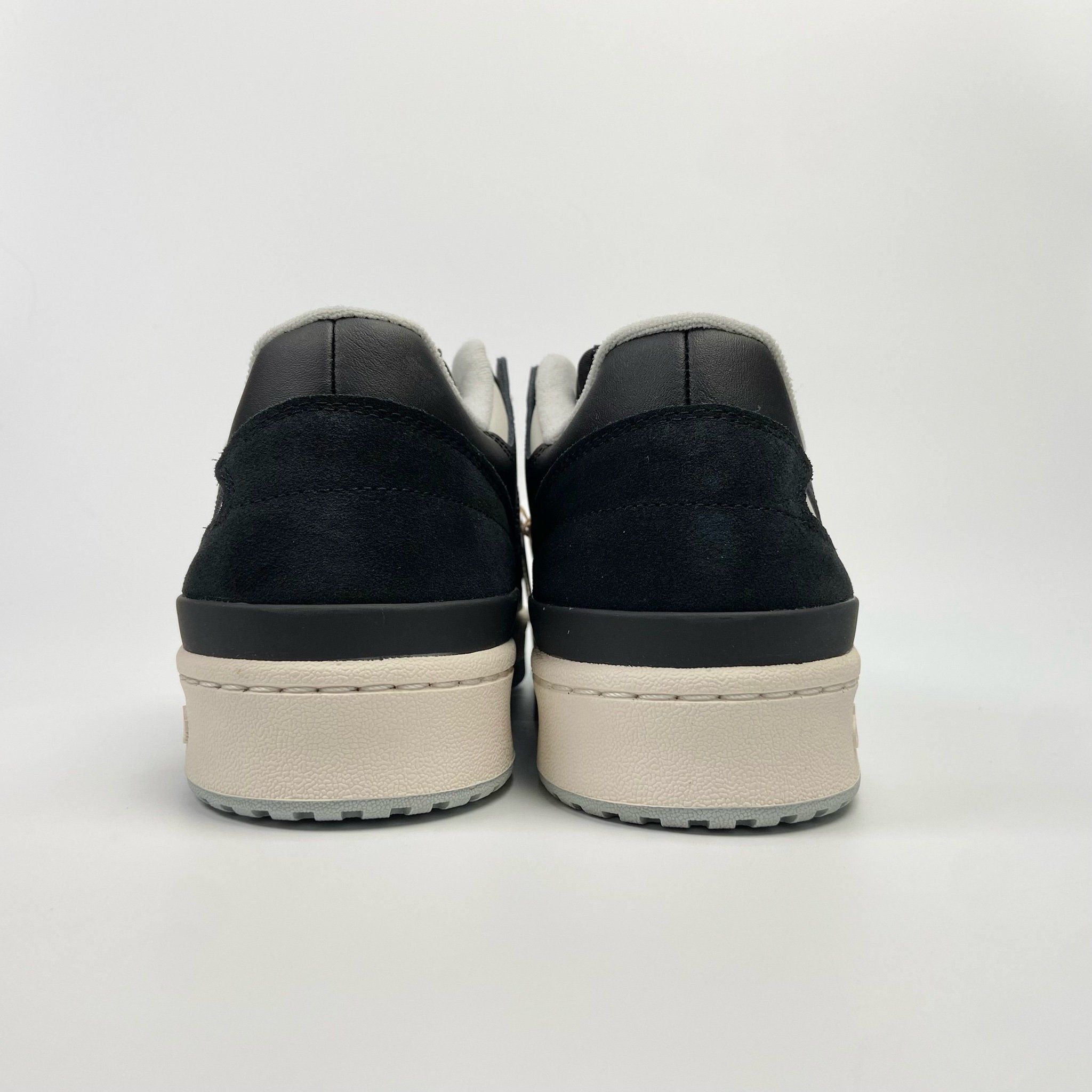 ADIDAS FORUM LOW BLACK IE7218
