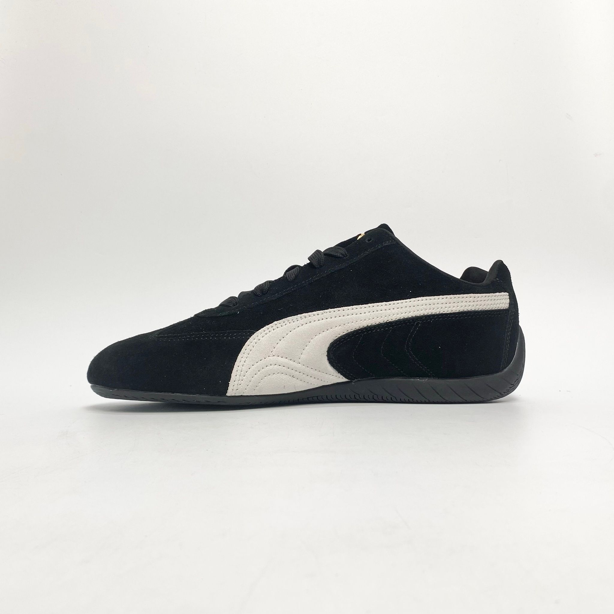 PUMA SPEEDCAT OG BLACK WHITE 398846 01