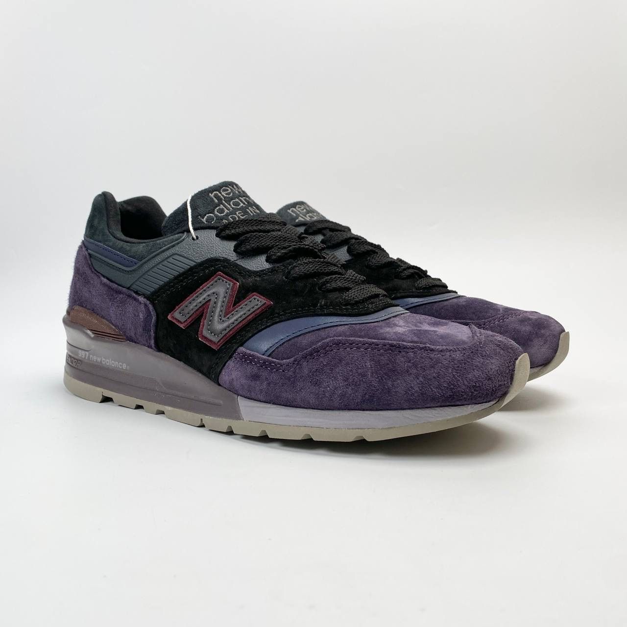 NEW BALANCE 997 MADE IN USA BARF M997NAK