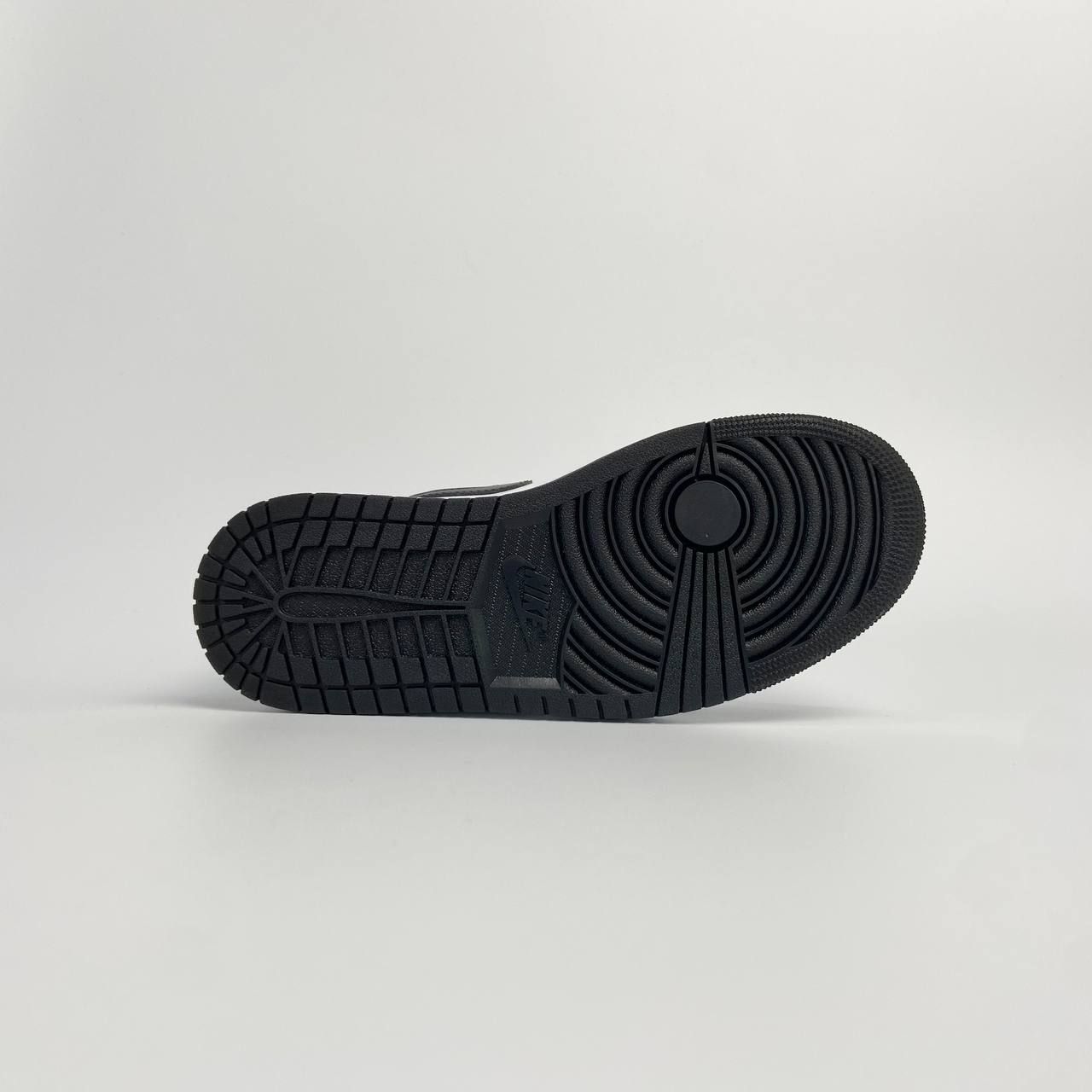 NIKE AIR JORDAN 1 LOW PANDA DC0774-101