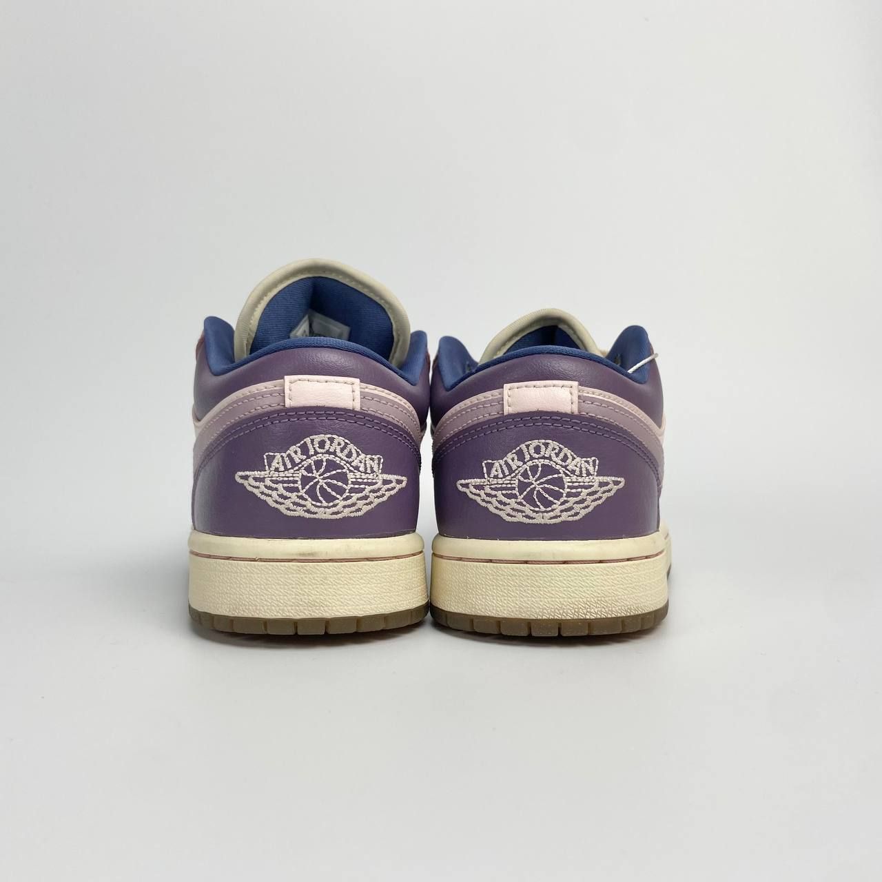 NIKE AIR JORDAN 1 LOW PASTEL PURPLE DZ2768-651