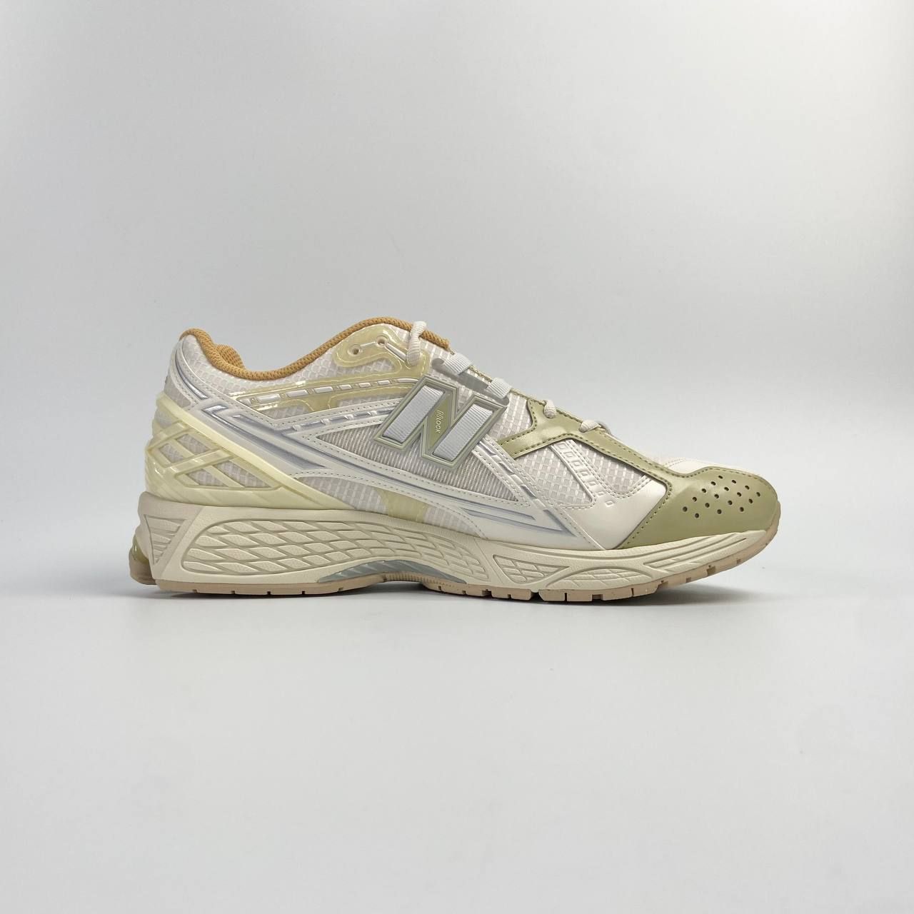 NEW BALANCE 1906R LUNAR NEW YEAR CREAM M1906NLY