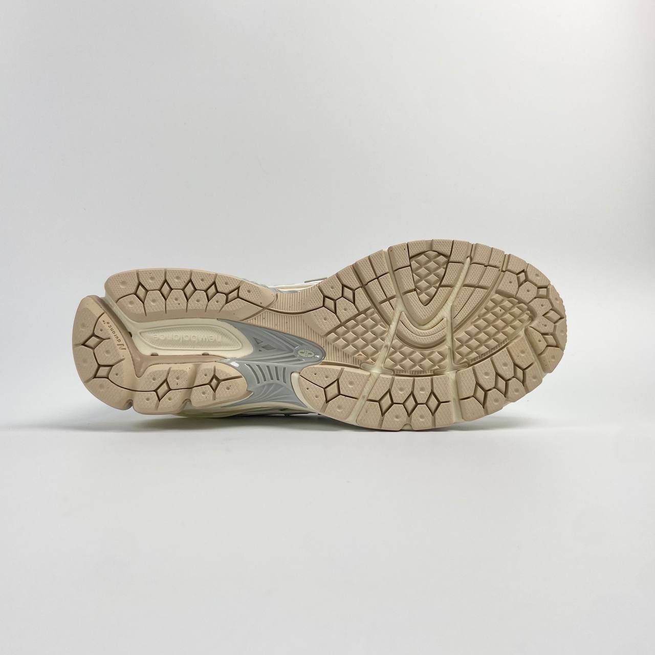 NEW BALANCE 1906R LUNAR NEW YEAR CREAM M1906NLY