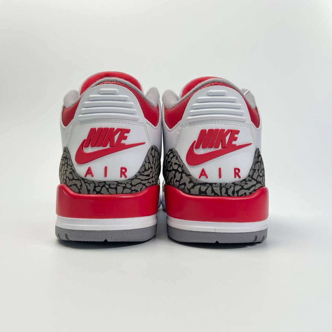 NIKE AIR JORDAN 3 RETRO FIRE RED 2022 DN3707-160