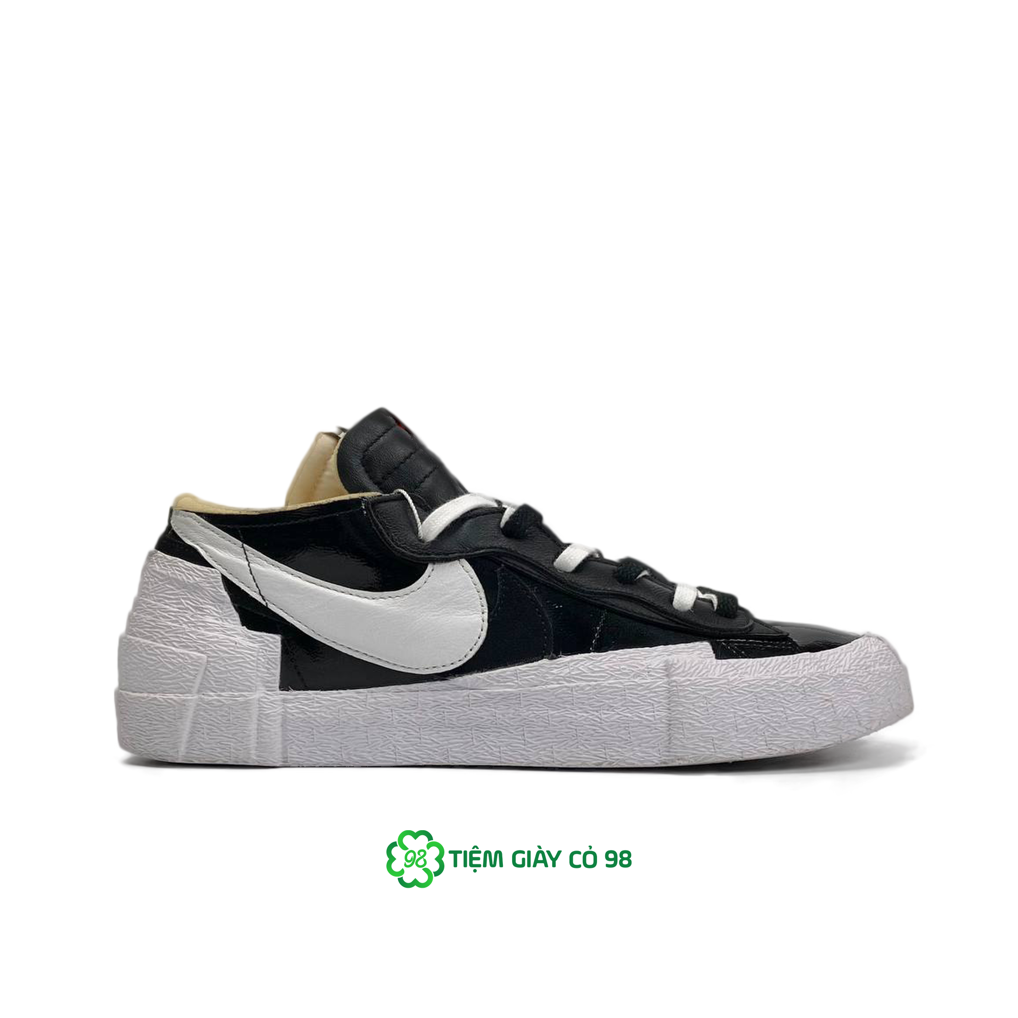 SACAI X NIKE BLAZER LOW BLACK PATENT LEATHER DM6443-001