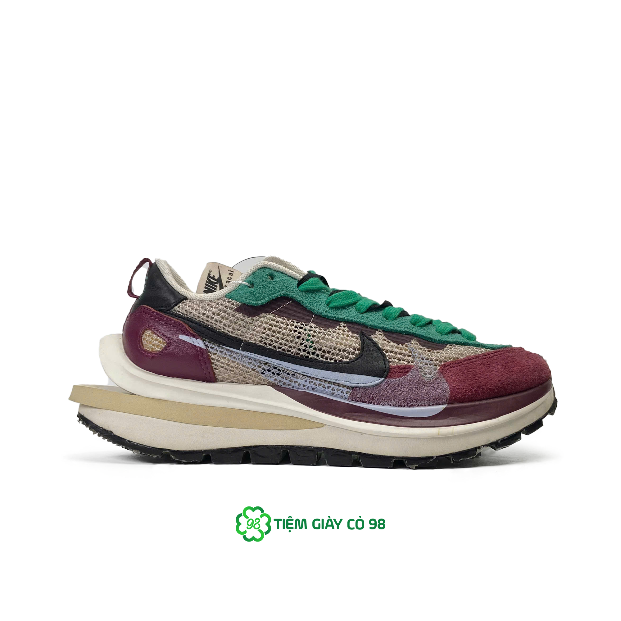 NIKE SACAI X VAPORWAFFLE SP VILLAIN RED DD3035-200