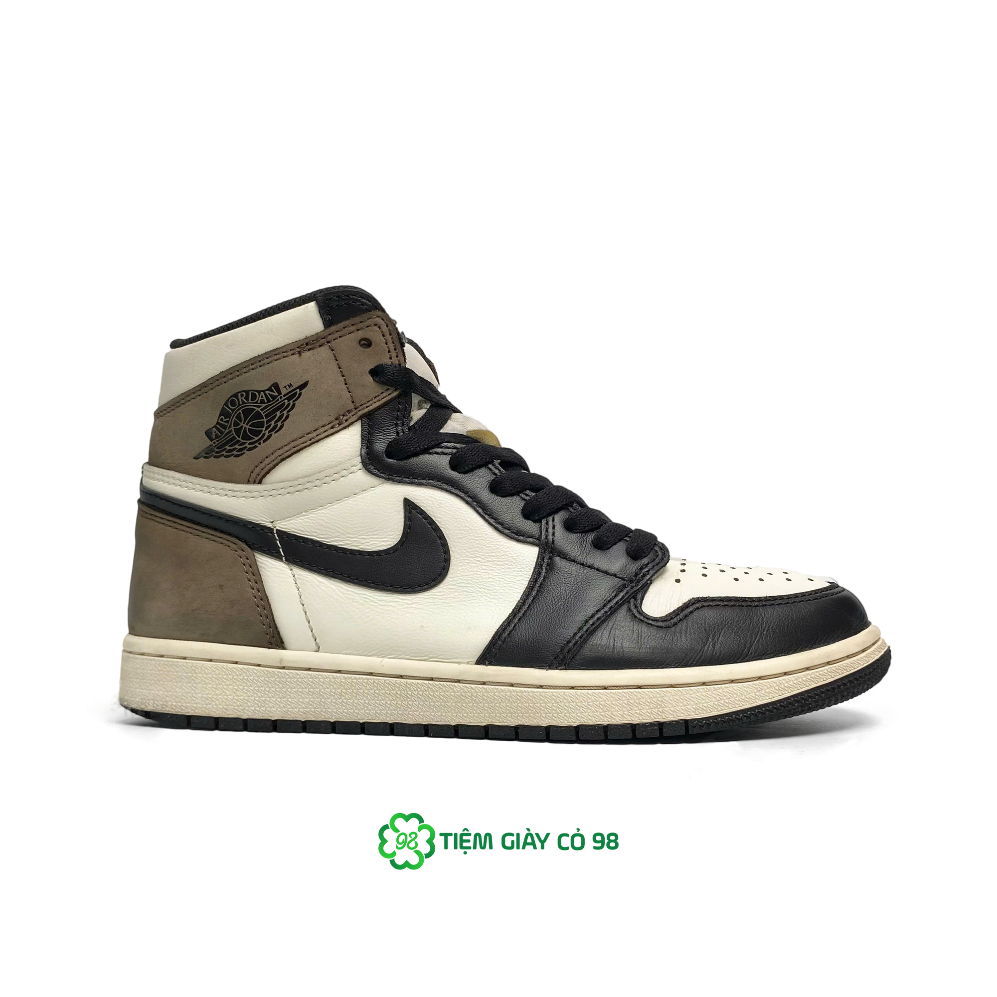 NIKE AIR JORDAN 1 RETRO HIGH OG DARK MOCHA 555088-105