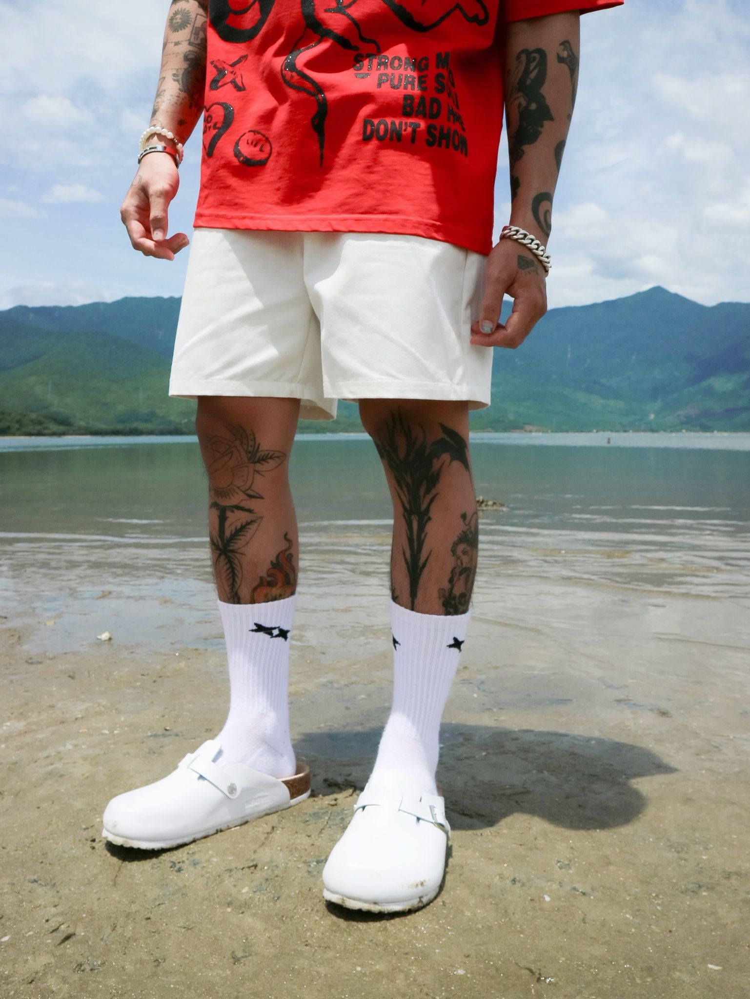 HLIGHT BASIC KAKI SHORTS