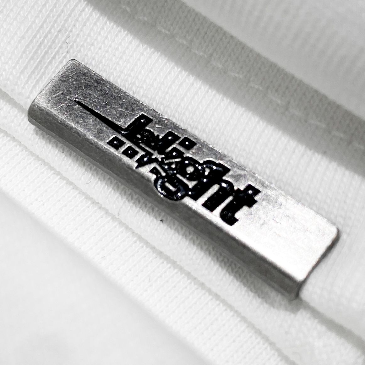 HIGHLIGHT SIGNATURE T-SHIRT