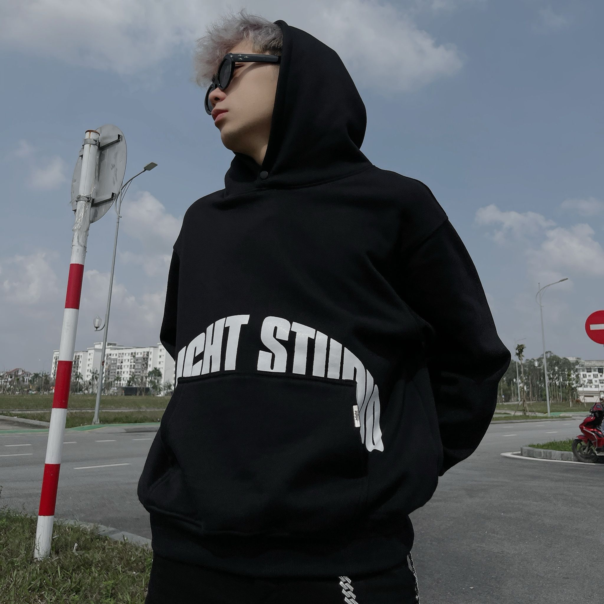 BUXFORONE HOODIE BLACK