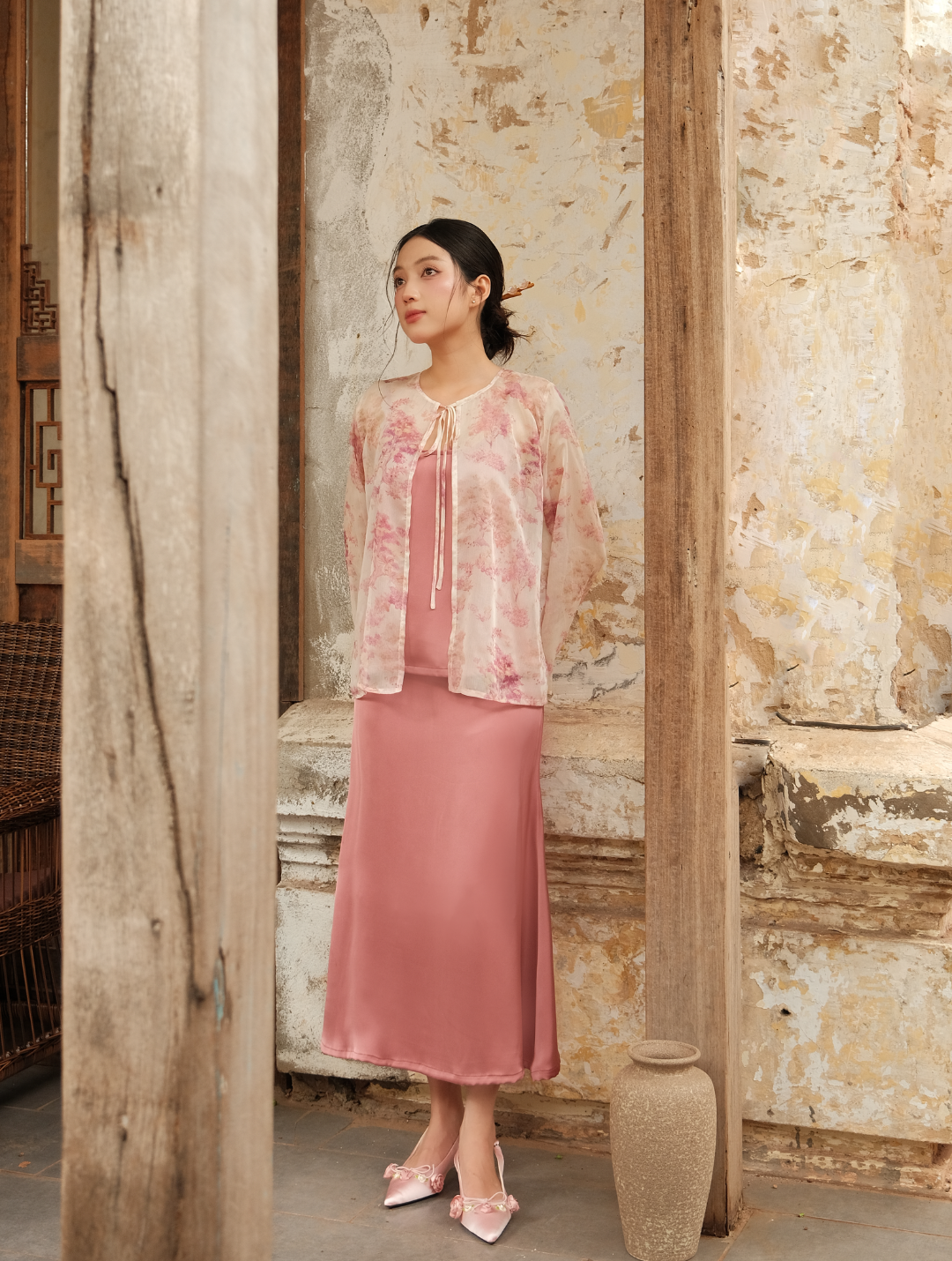 SILKY MIDI SKIRT - CHAMPAGE PINK