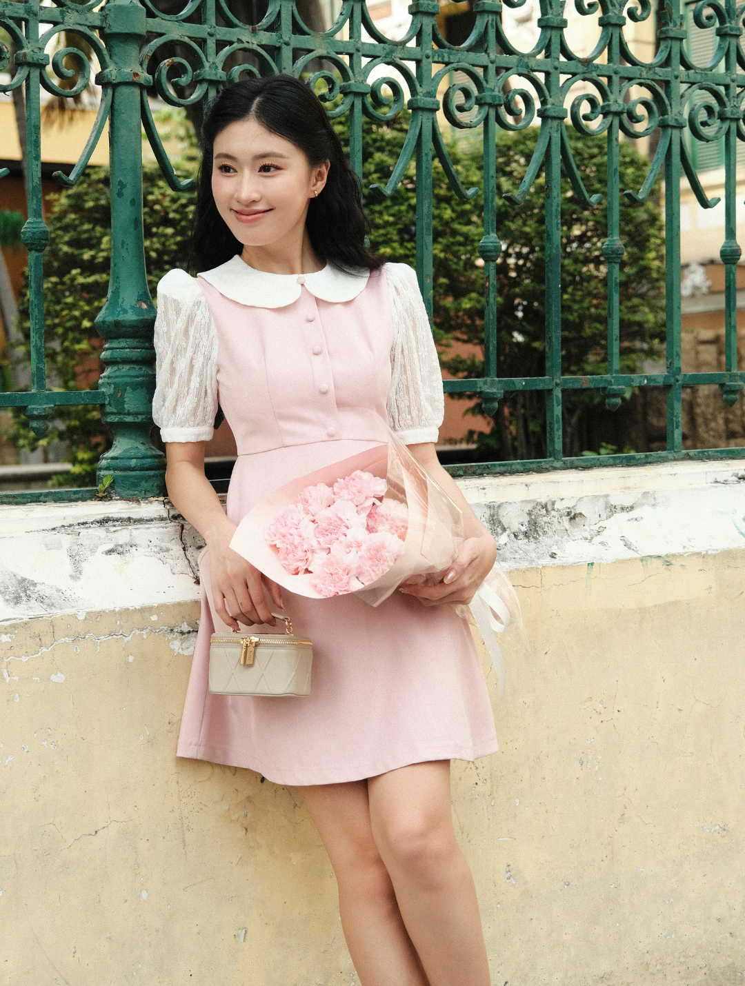 QUEENIE MINI DRESS