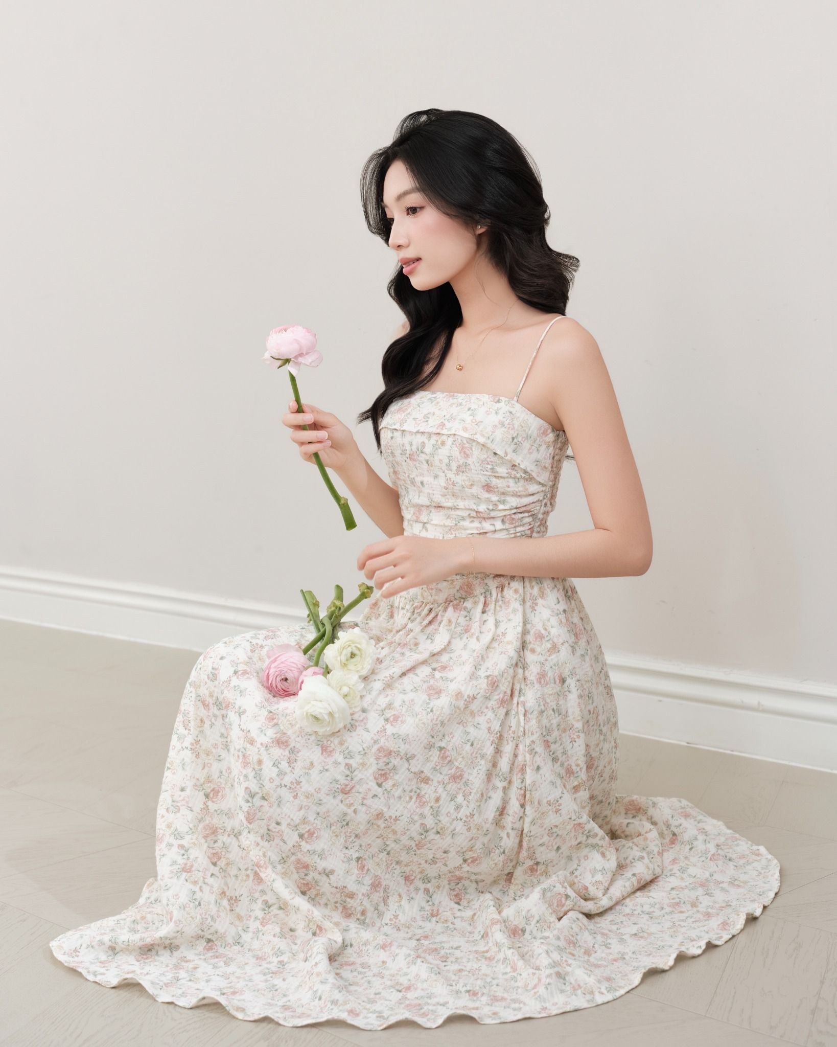 VINTAGE ROSE DRESS