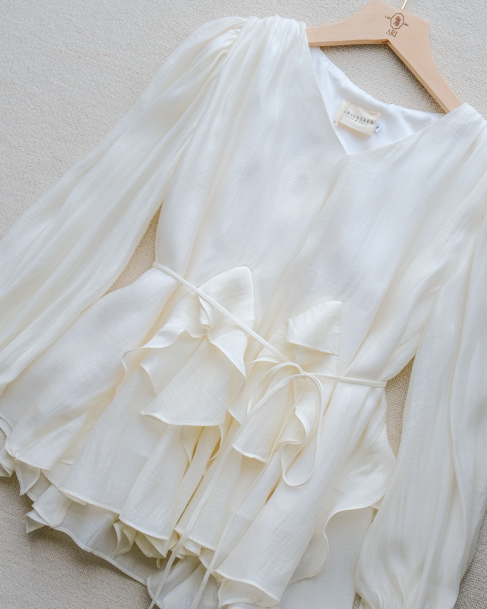 DOVE BLOUSE - CREAMY