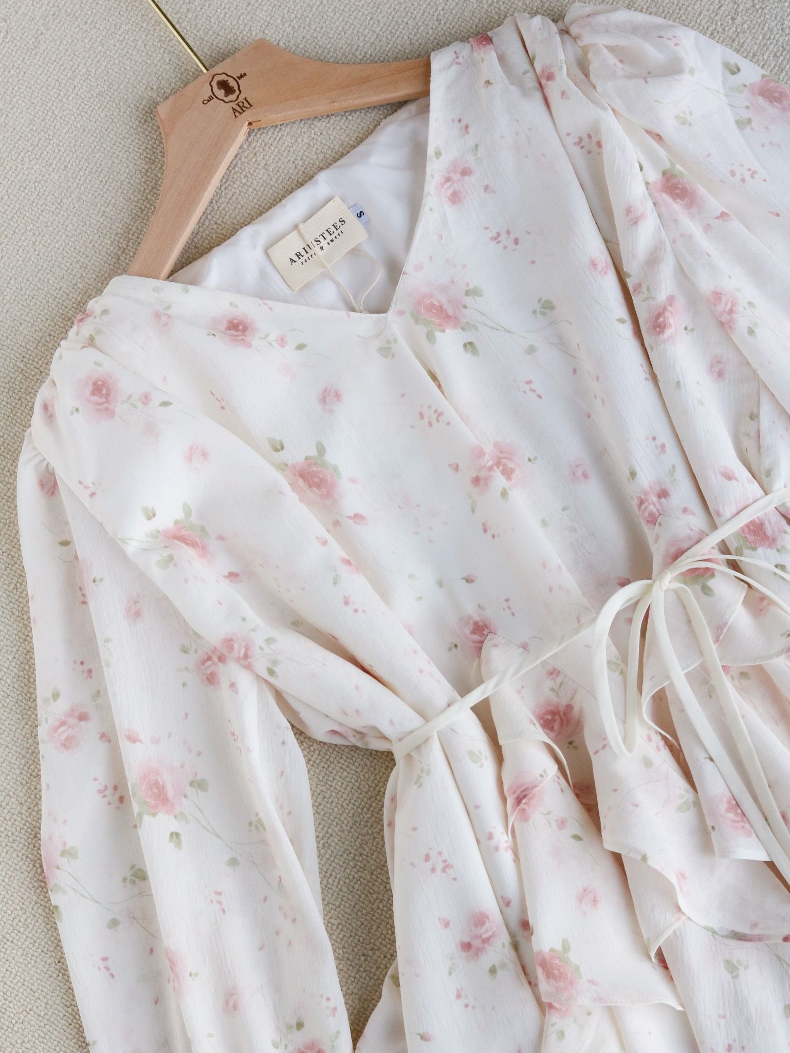 DOVE BLOUSE - FLORAL
