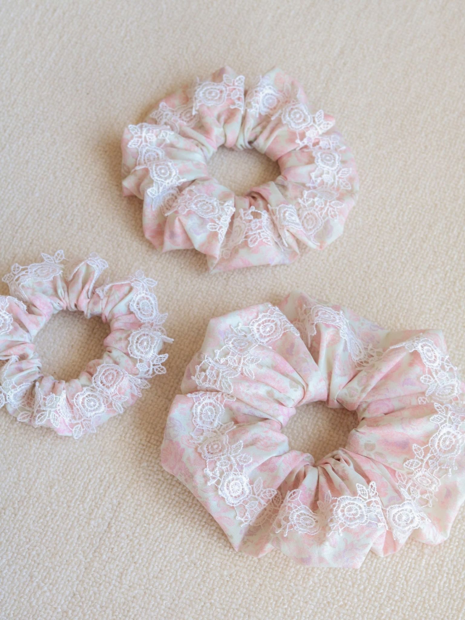 R&S ROSIE SCRUNCHIES