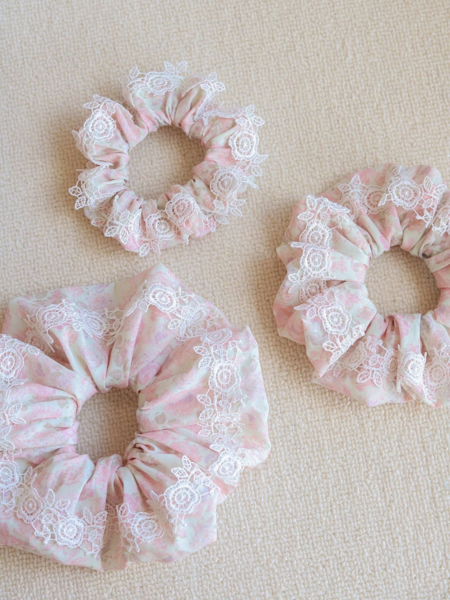 R&S ROSIE SCRUNCHIES