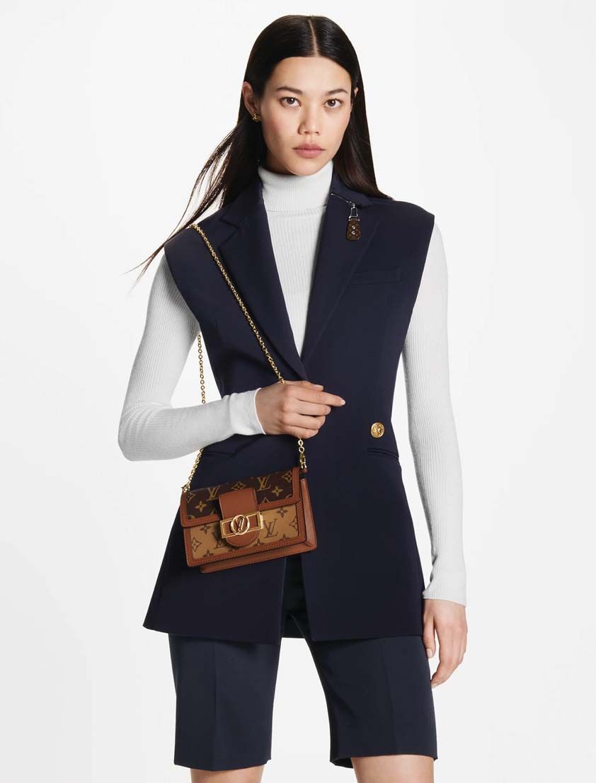 Túi Đeo Chéo Nữ Louis Vuitton LV Dauphine Chain Wallet Monogram