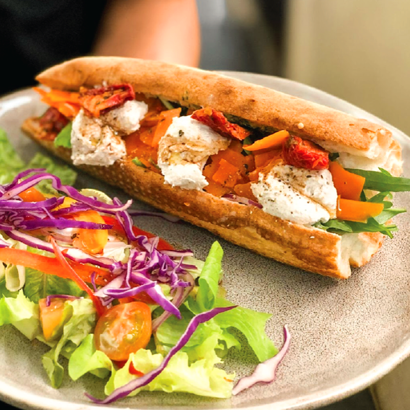 BAGUETTE PESTO SMOKED CARROT