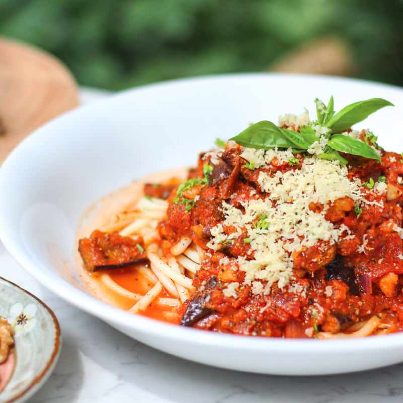 WALNUT TOMATO SPAGHETTI