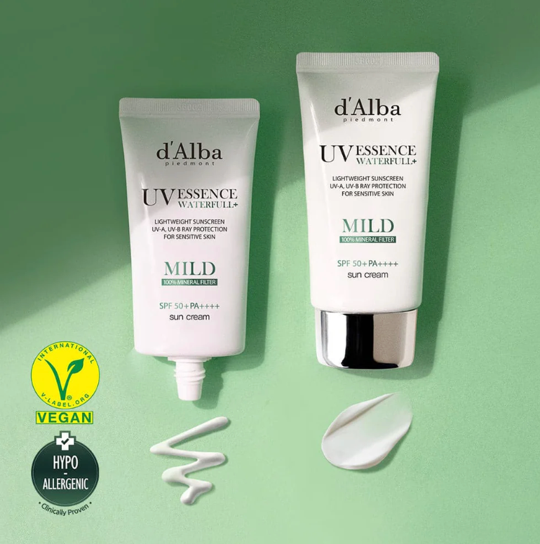 Kem Chống Nắng Cho Da Nhạy Cảm D'alba Waterfull Mild Suncream 35ml