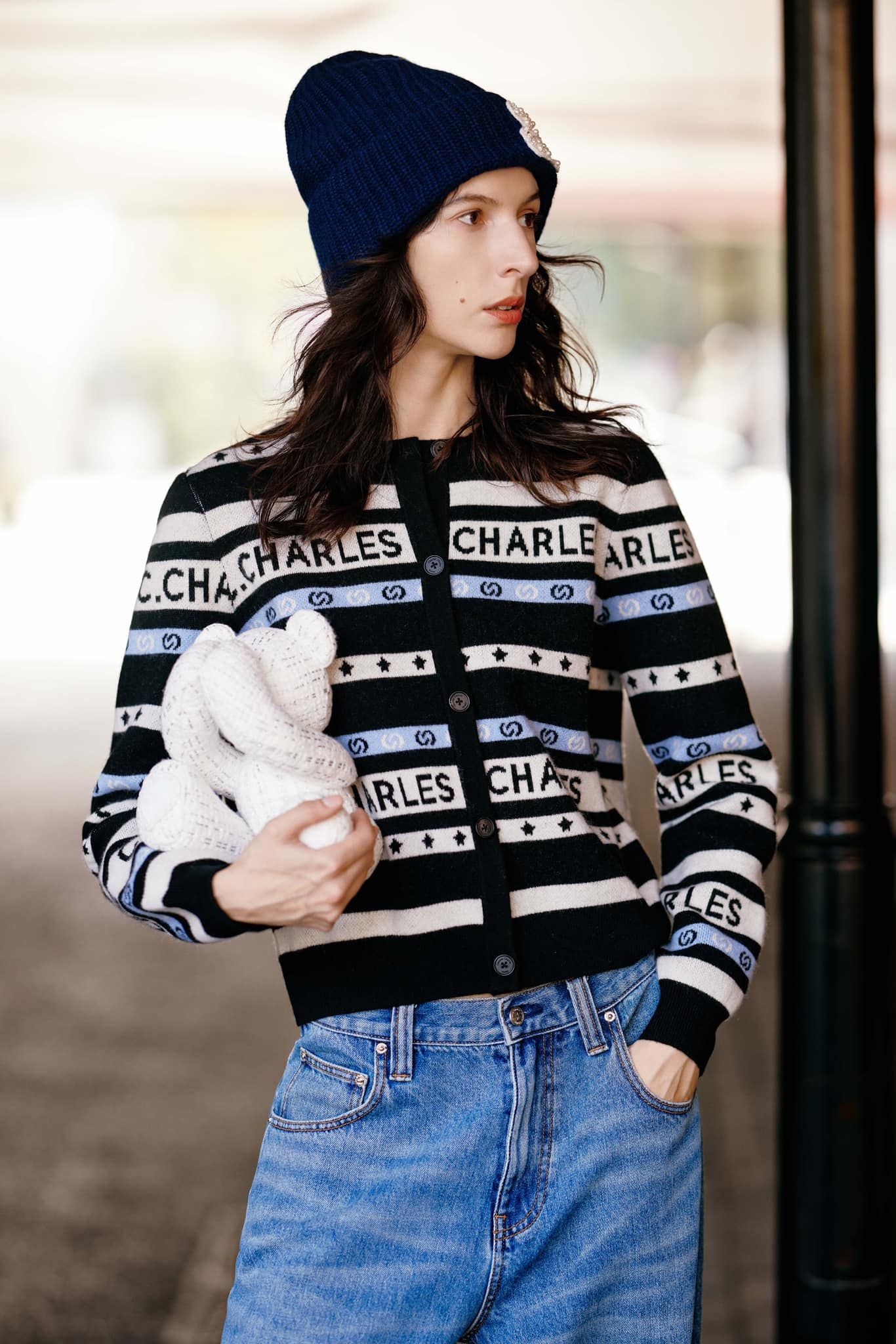 CDG thổ cẩm chữ C.Charles