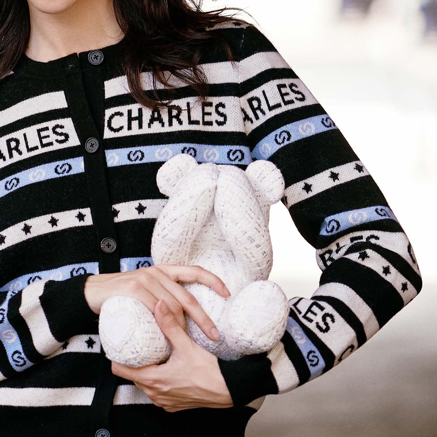 CDG thổ cẩm chữ C.Charles