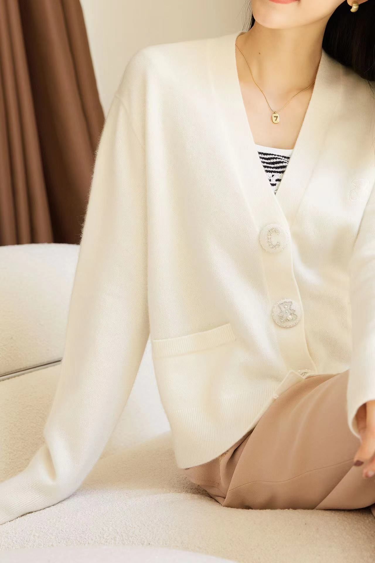 CDG cổ tim cúc CC to