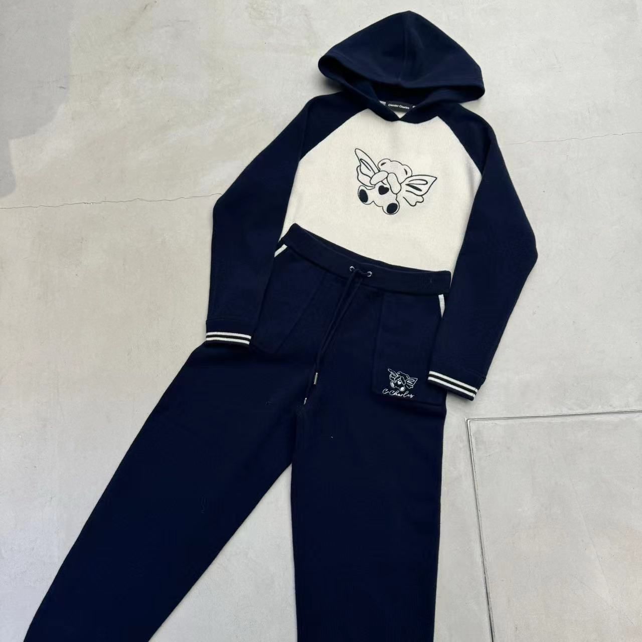 Bộ quần áo nỉ set thiên thần