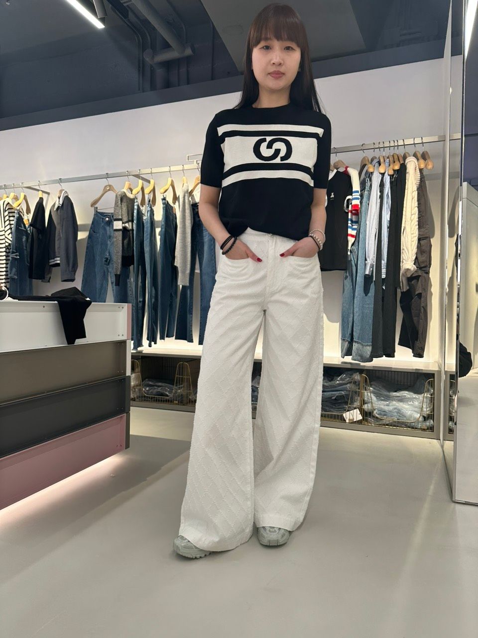 Quần jean trắng caro