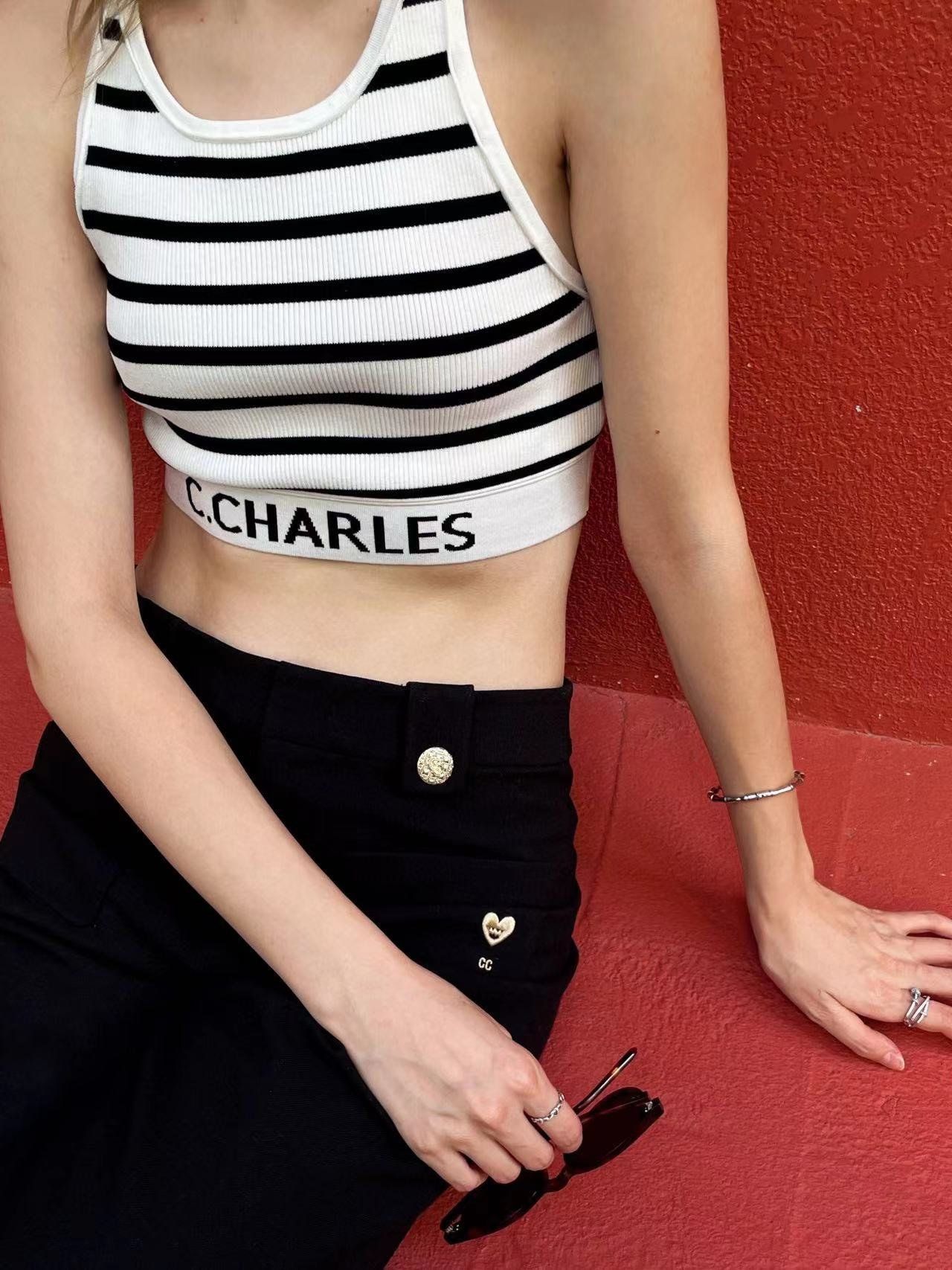 Áo 3 lỗ kẻ croptop