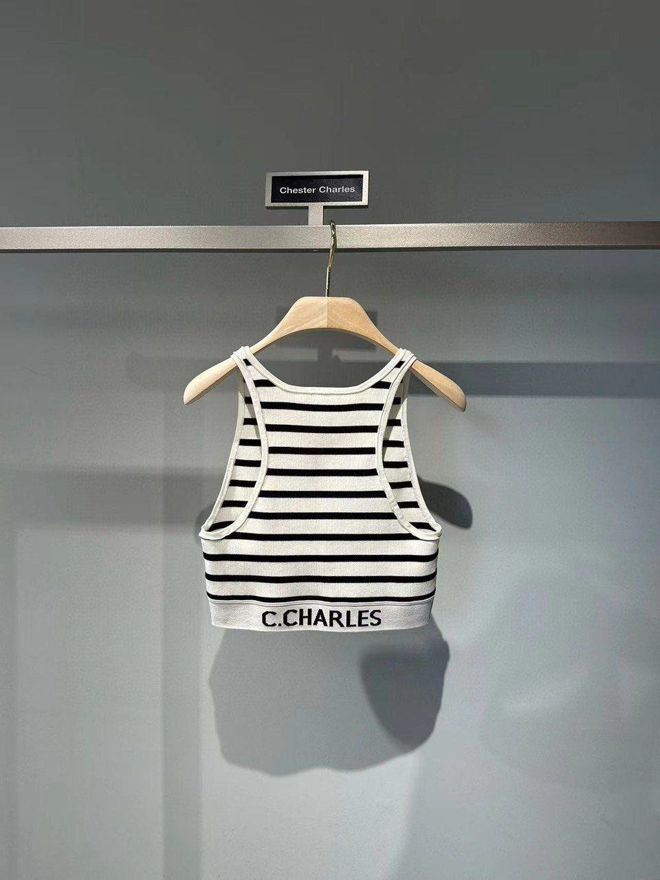 Áo 3 lỗ kẻ croptop