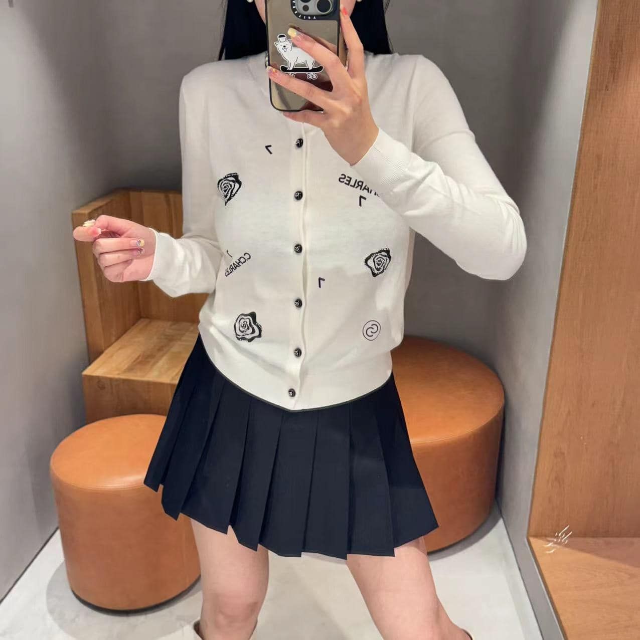 CDG trắng - hoa trà