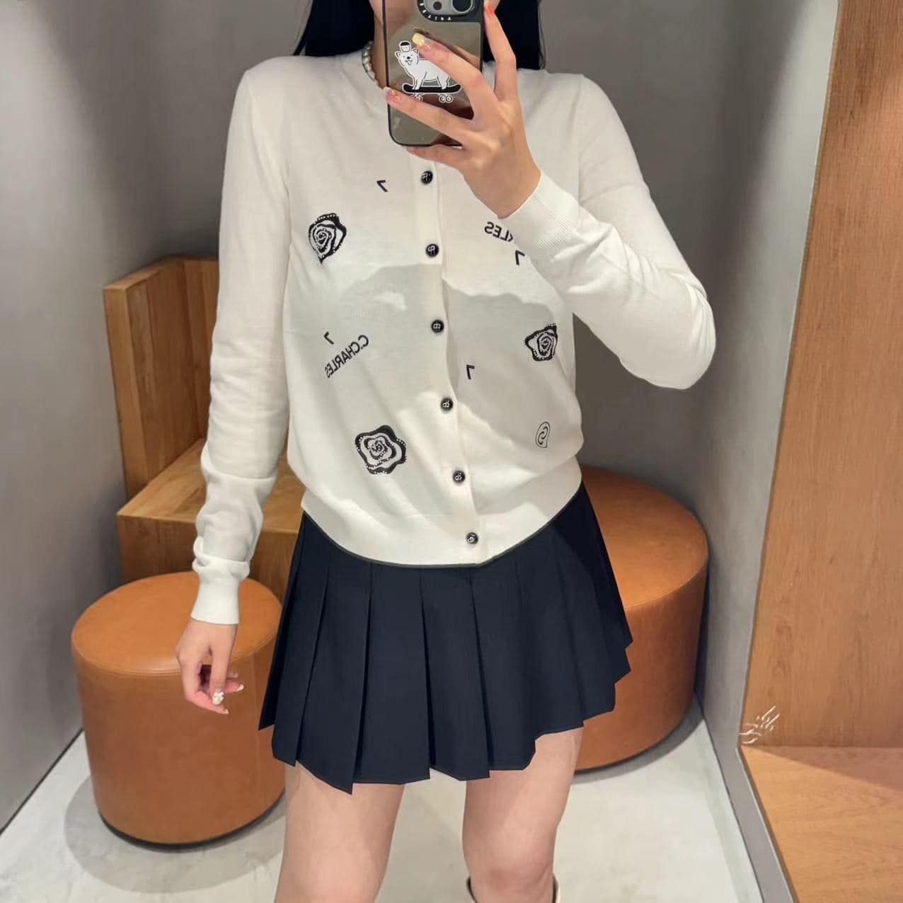 CDG trắng - hoa trà