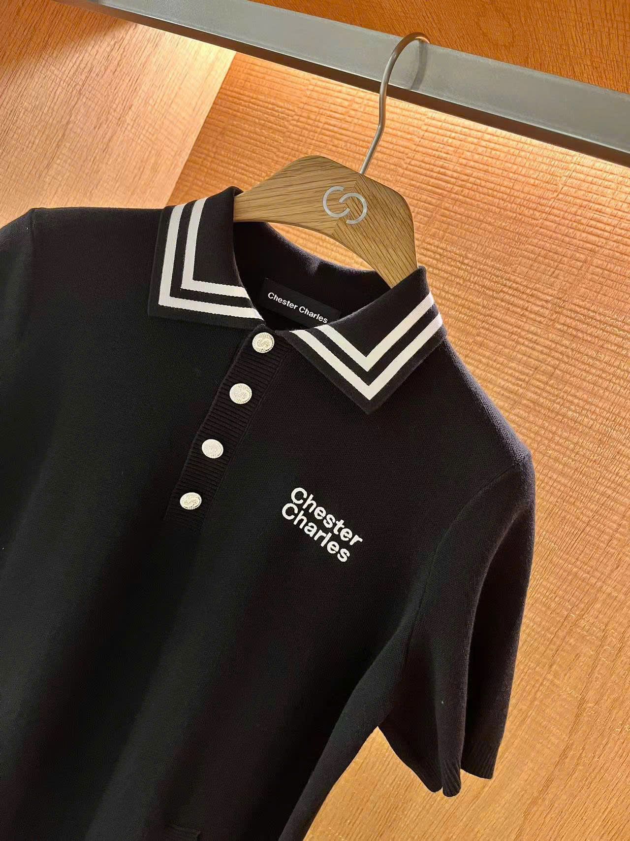 Váy suông cổ polo - 4 cúc bạc