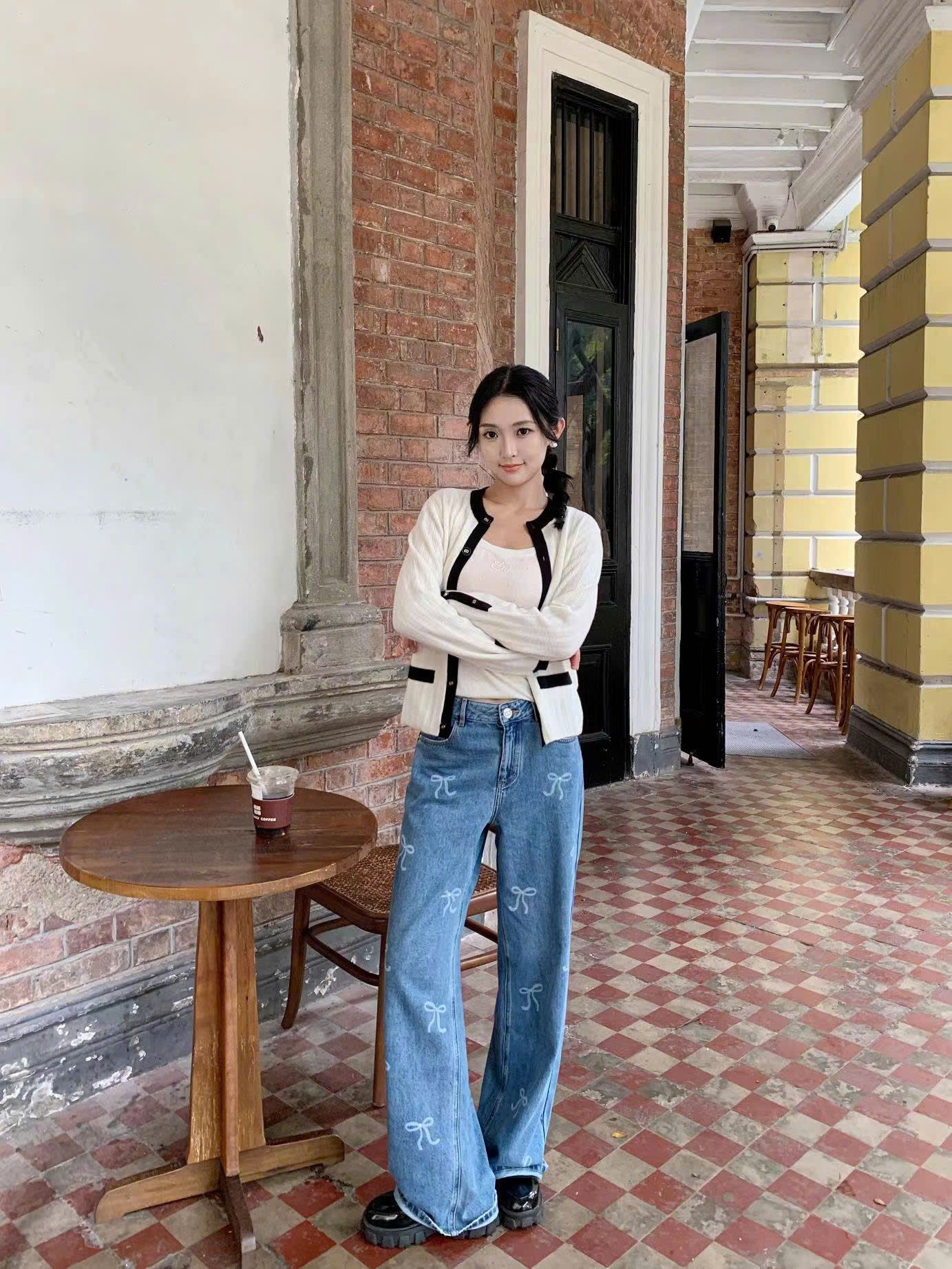 CDG 4 túi viền đen