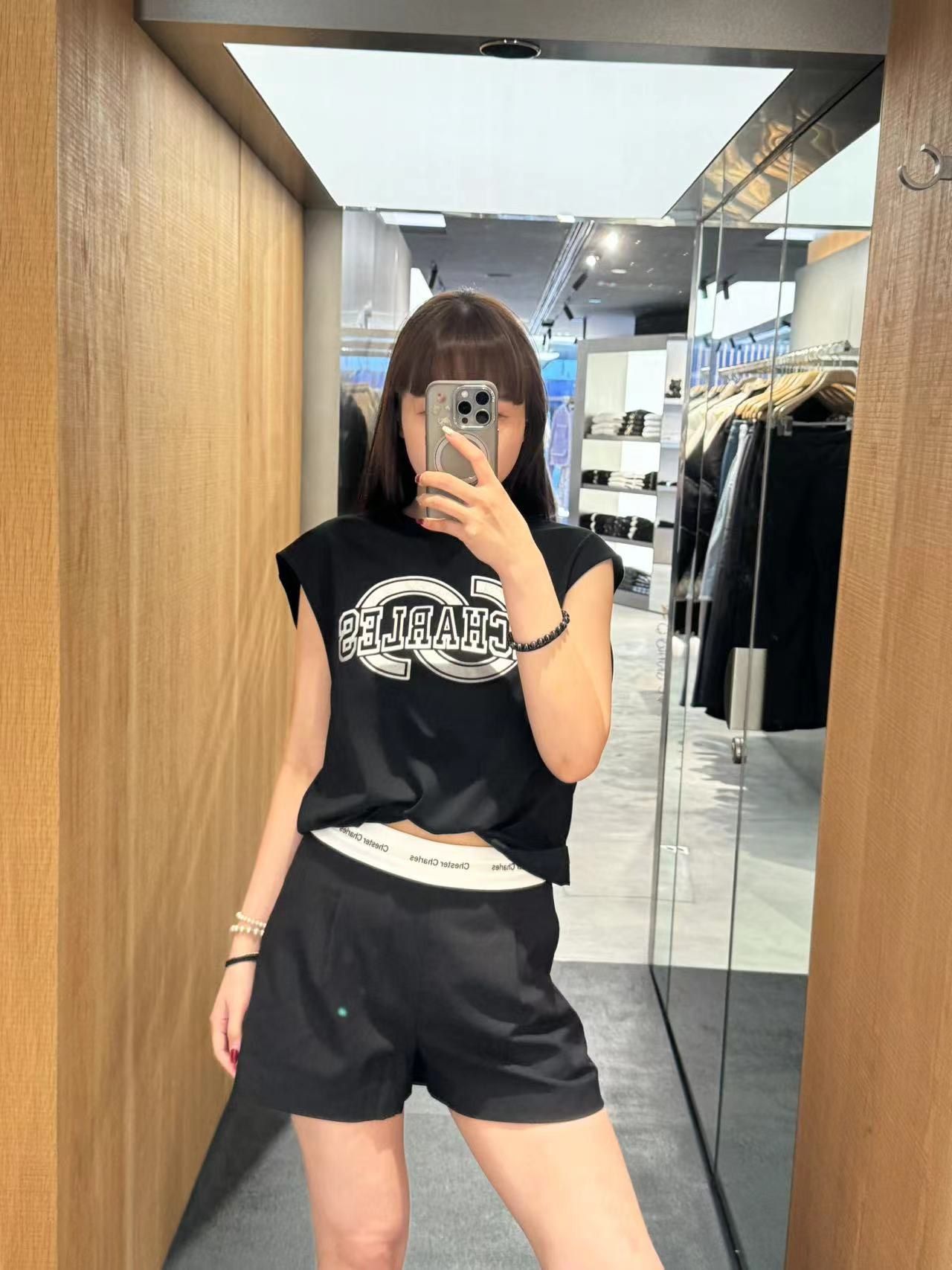 Sooc vải đen cạp trắng