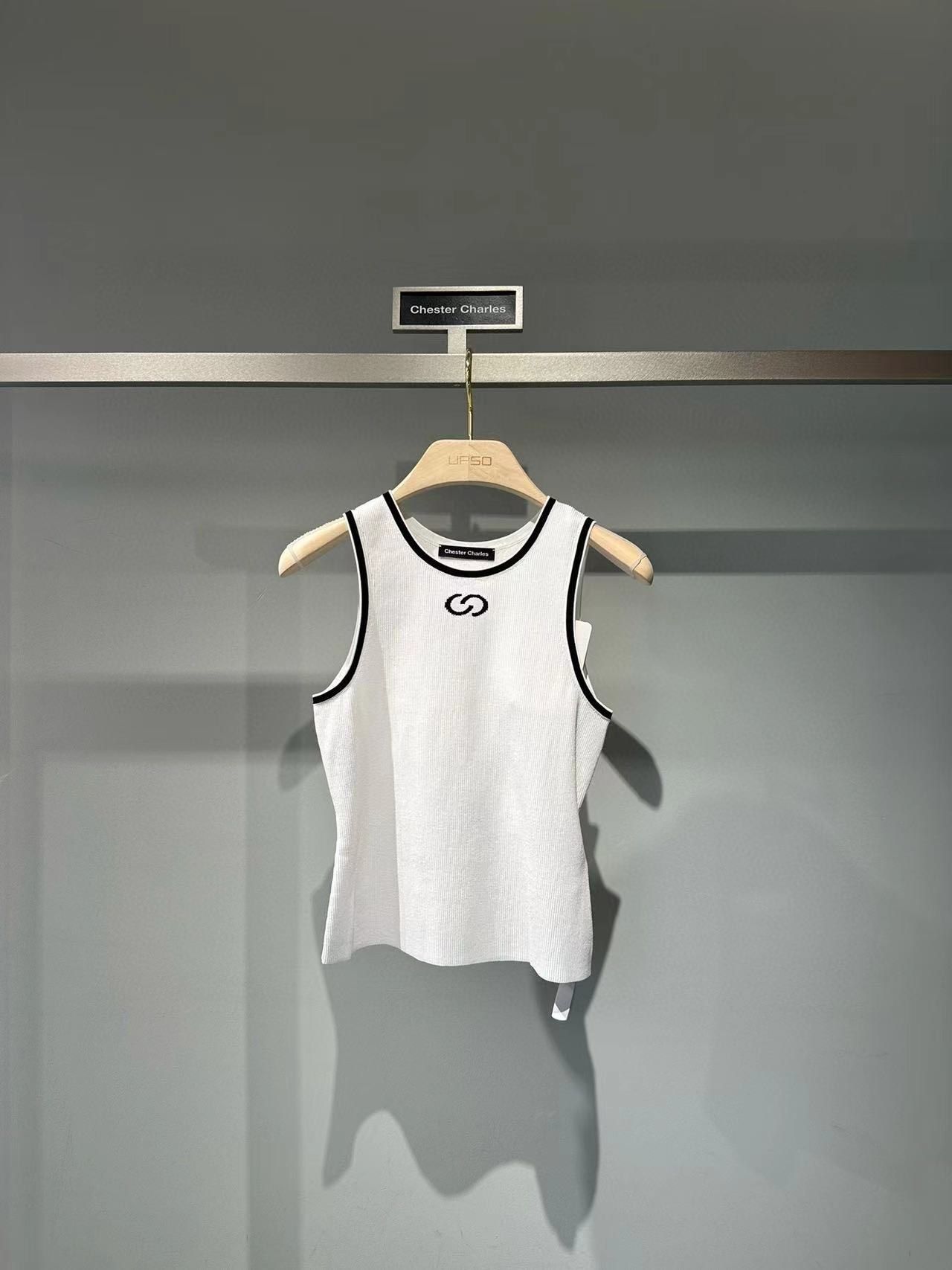 Áo 3 lỗ trắng viền đen