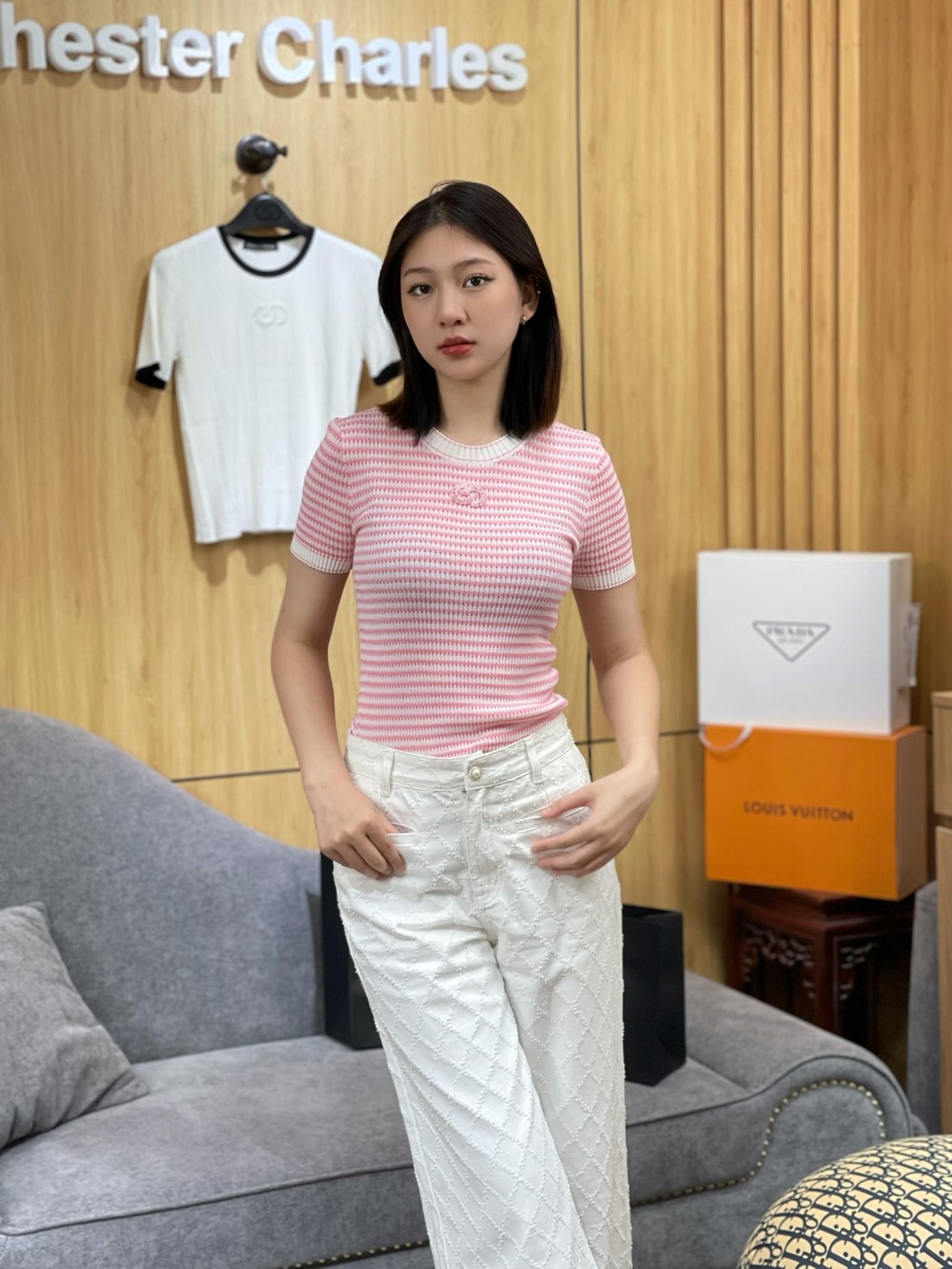 Áo kẻ Zích Zắc trắng hồng