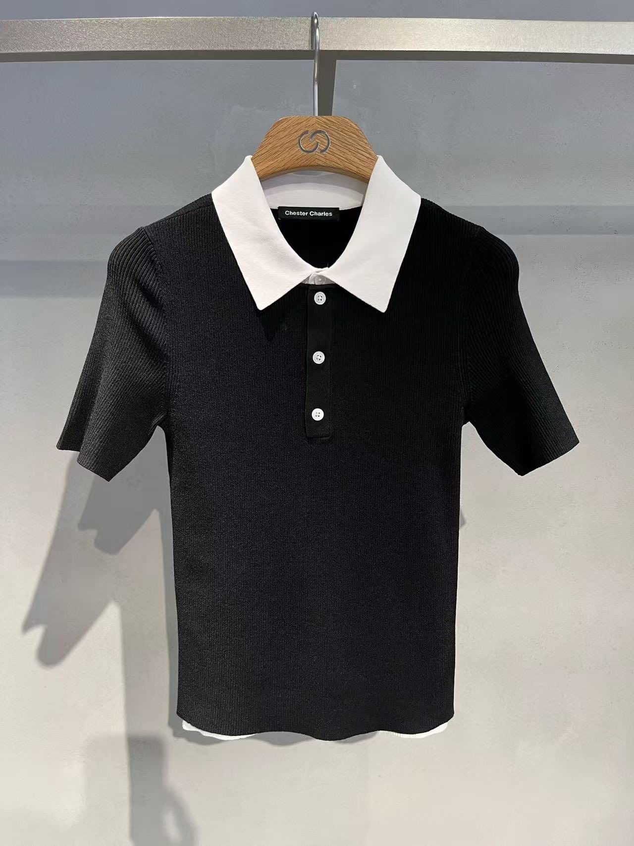 Áo Polo ngắn tay đen- Cổ trắng