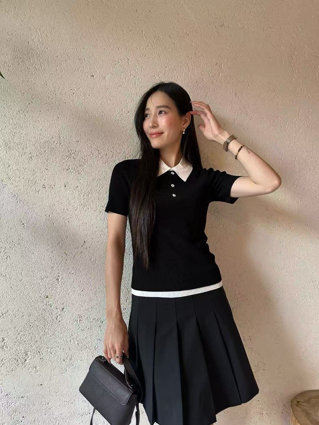 Áo Polo ngắn tay đen- Cổ trắng