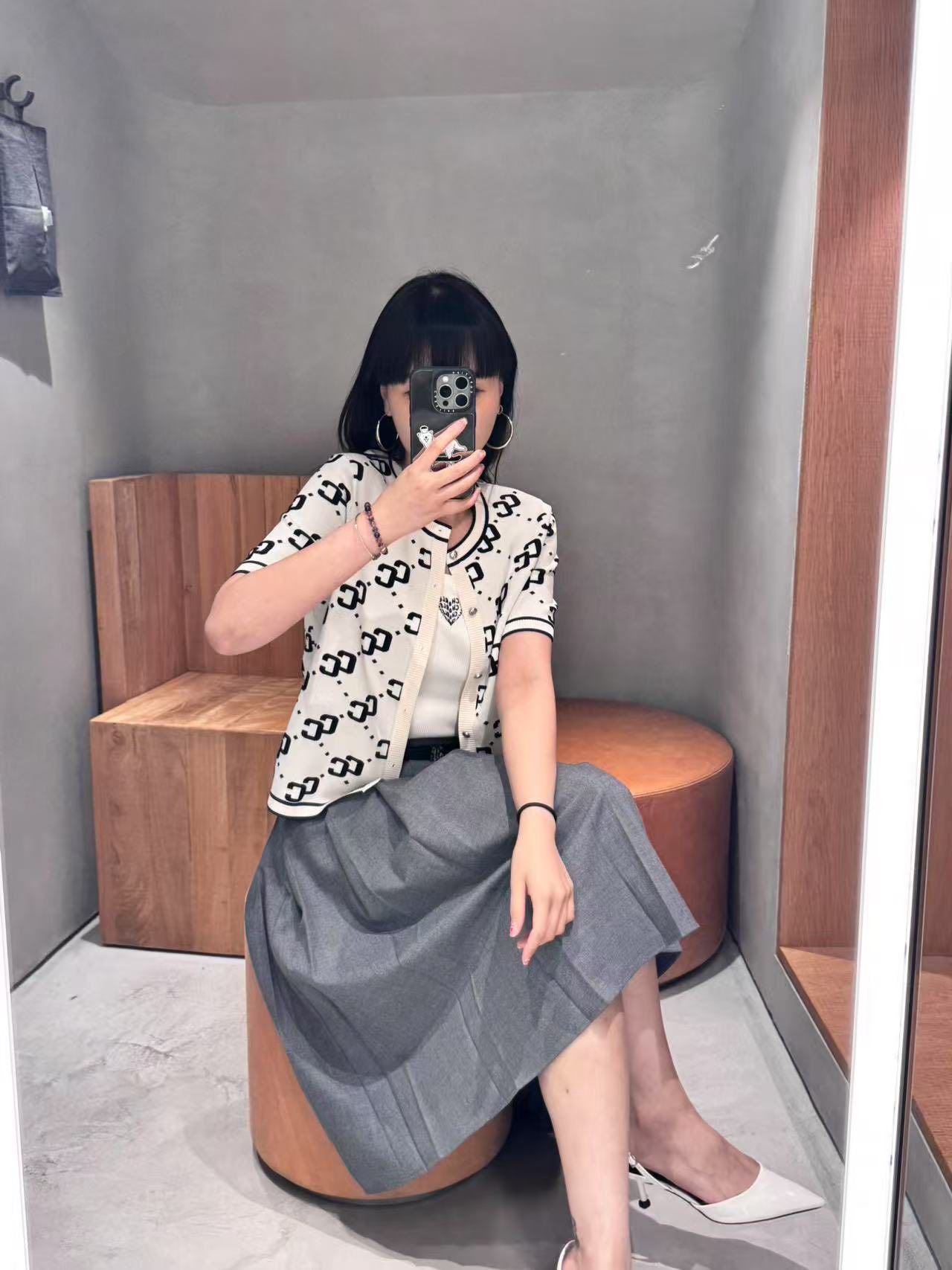 Áo CDG trắng ngắn tay full logo CC