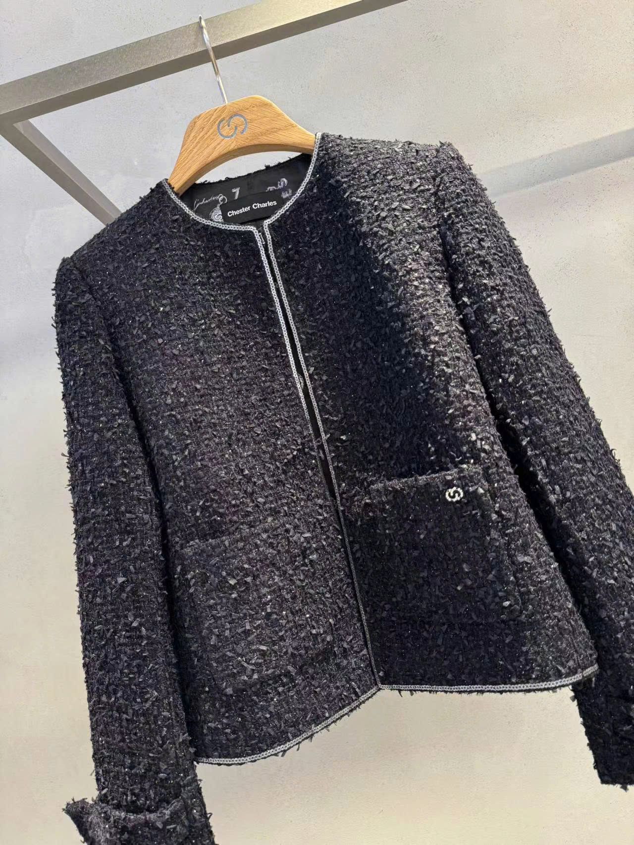 Áo dạ tweed đen. tay nơ