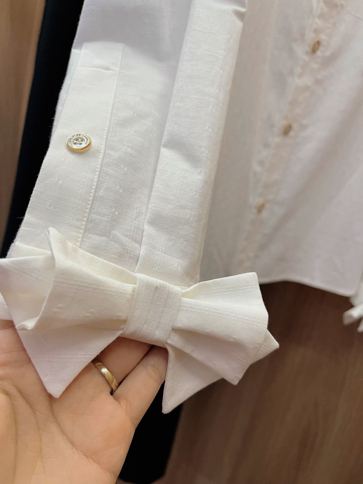 Sơ mi cotton - cổ đứng nhún bèo, Tay nơ