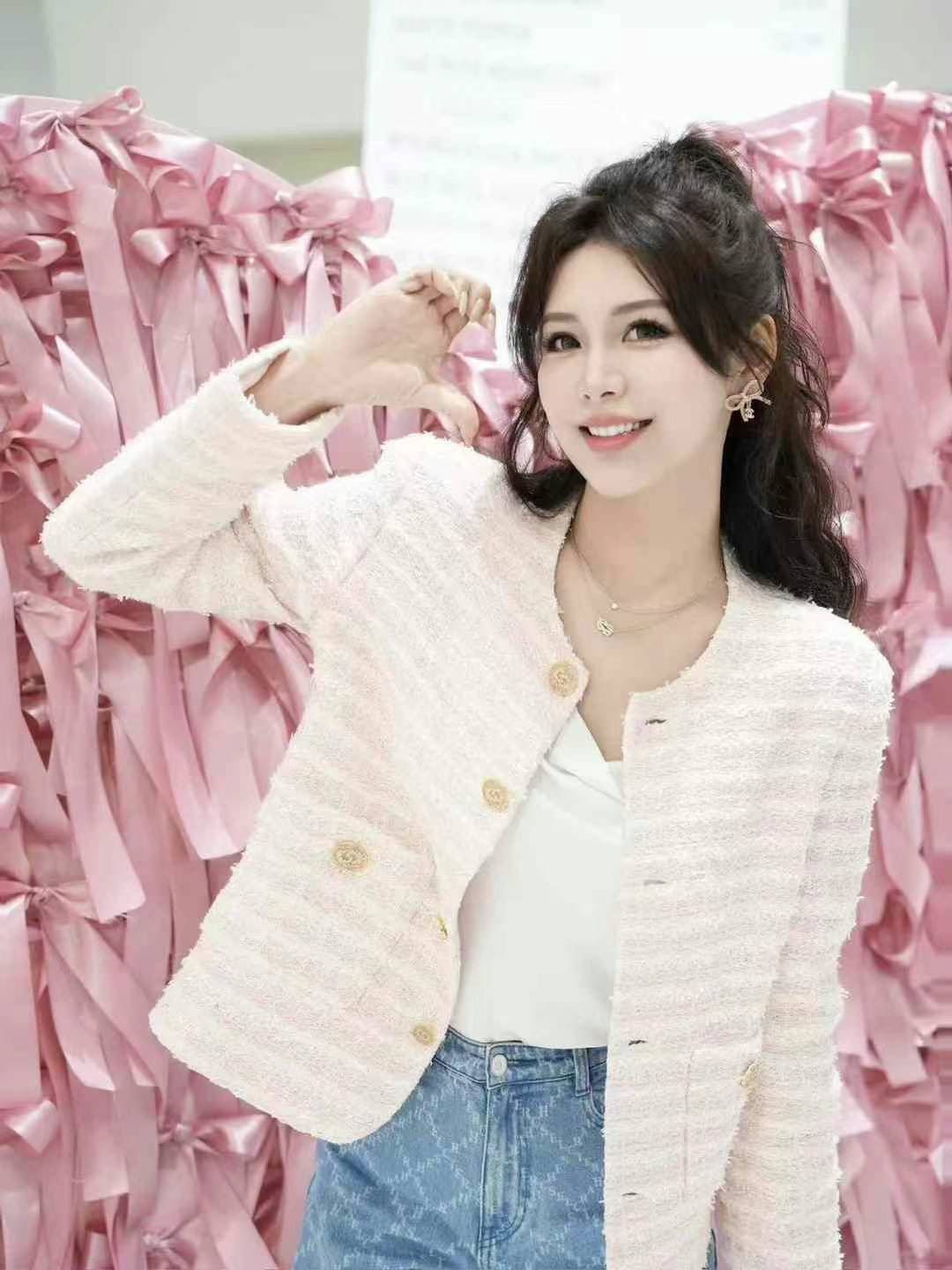 Áo Twed Hồng - Nút đồng
